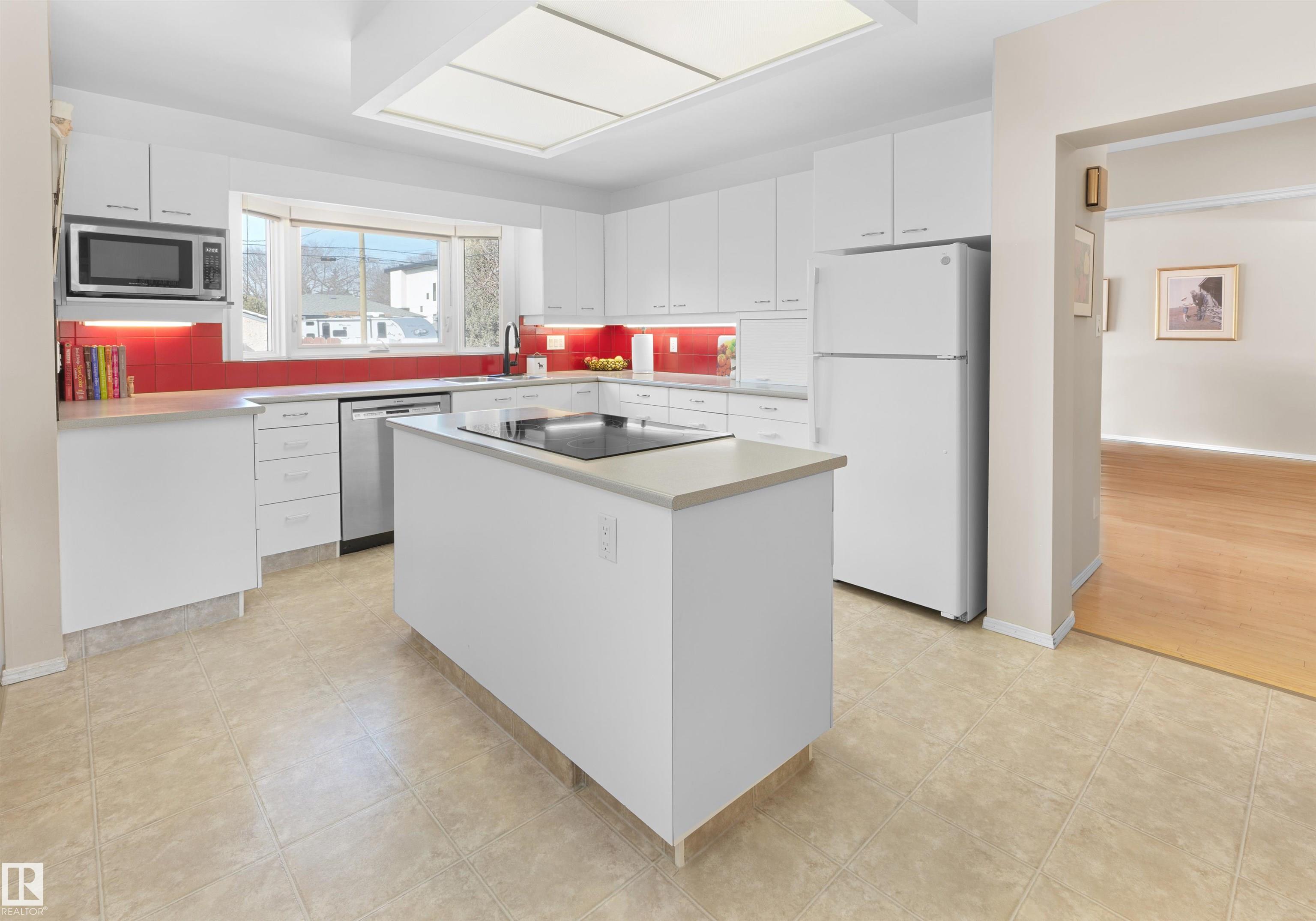 Photo 7 at 9708 146 Street NW, Crestwood, Edmonton