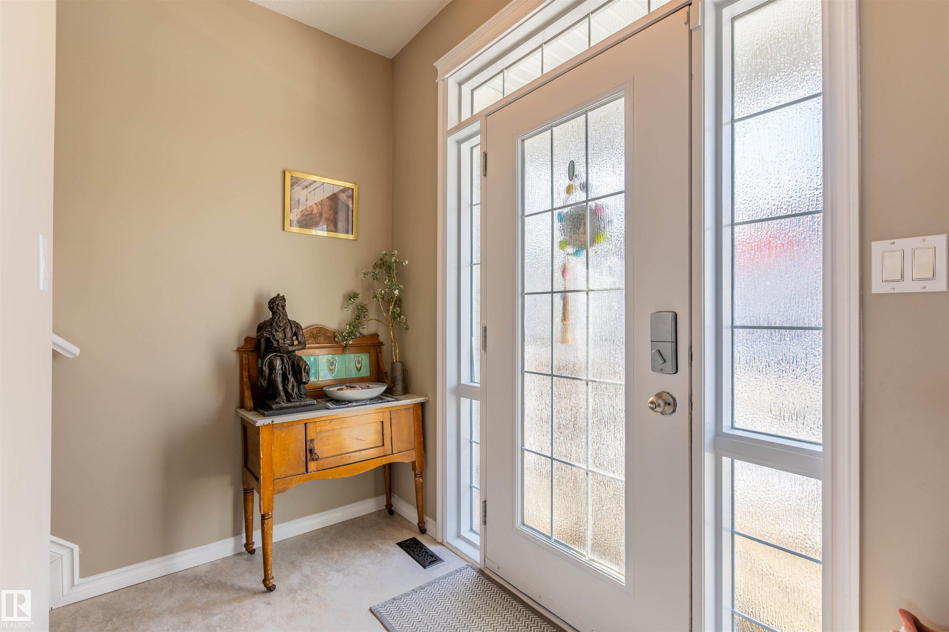 9830 105 Avenue, Morinville