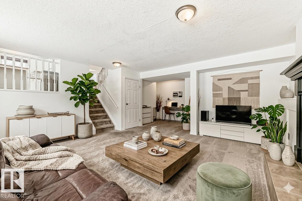 Photo 10 at 5 Dillon Place, Deer Ridge, St. Albert