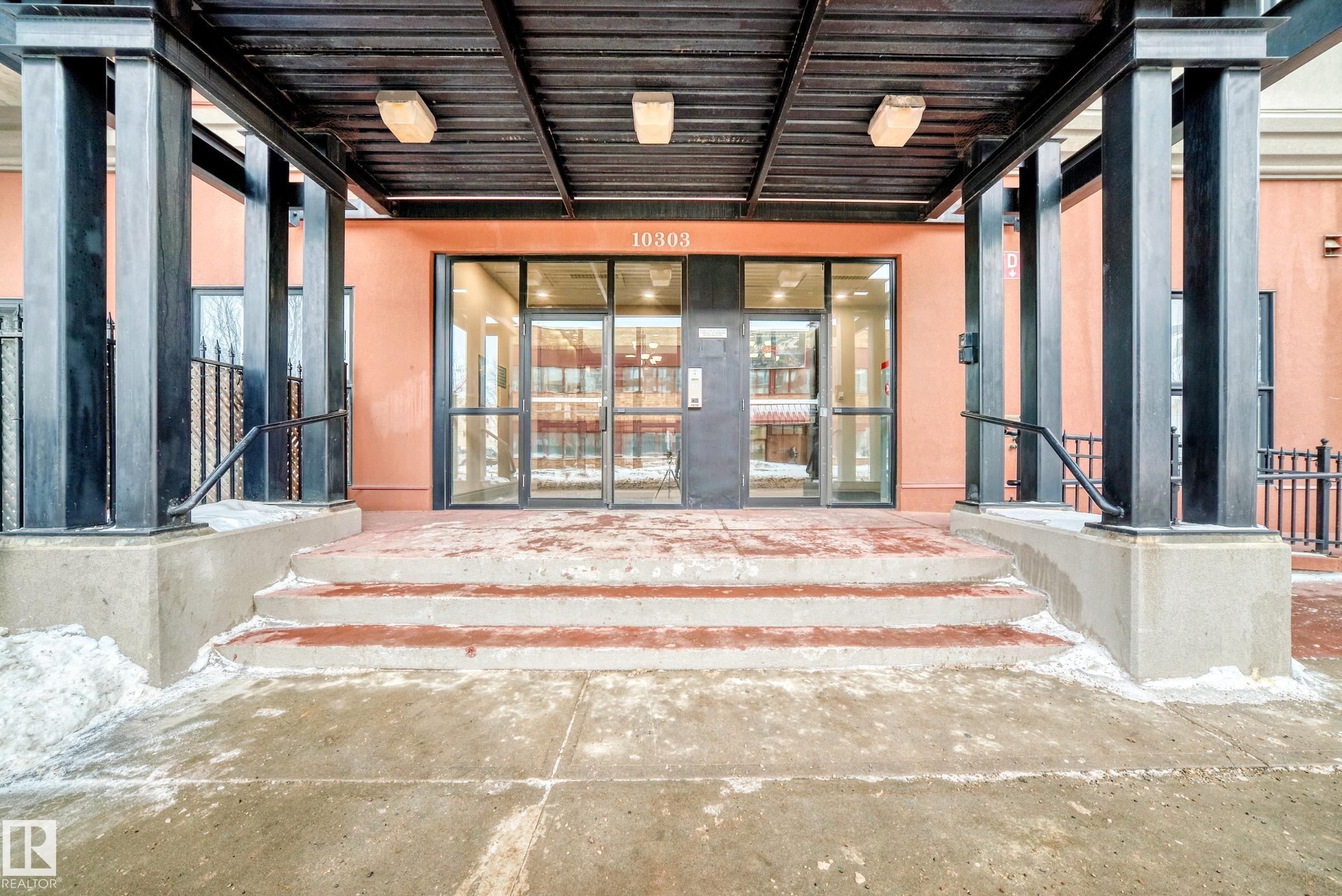 Photo 2 at 2006 - 10303 105 Street NW, Downtown, Edmonton