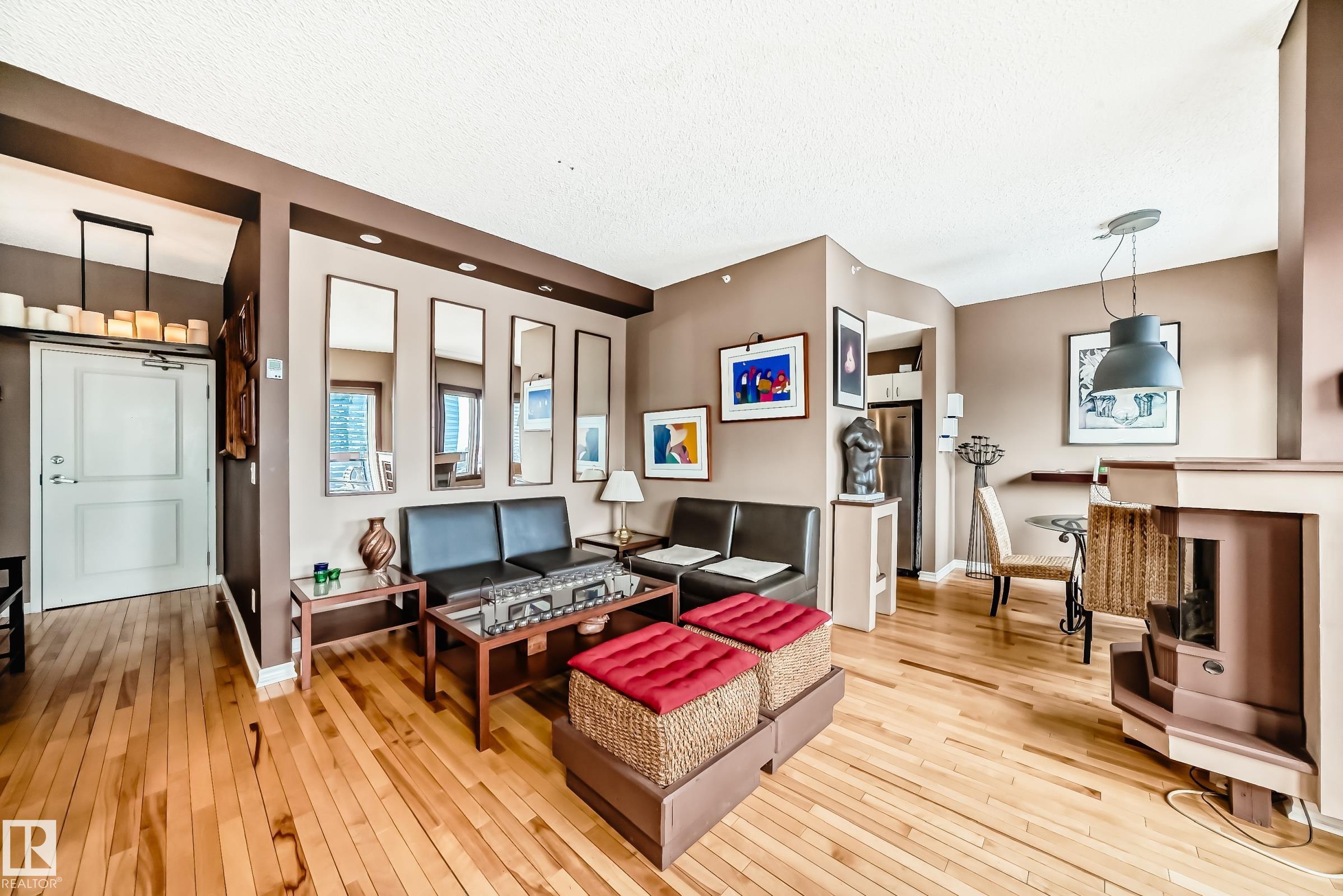 Photo 14 at 2006 - 10303 105 Street NW, Downtown, Edmonton