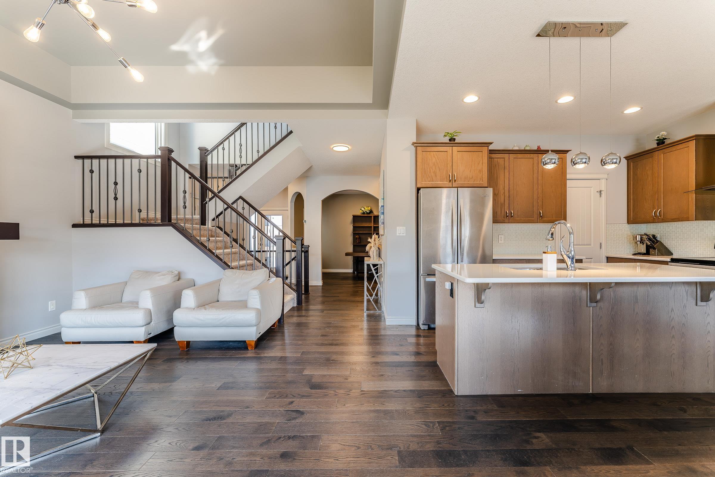 Photo 11 at 15907 18 Avenue SW, Glenridding Heights, Edmonton