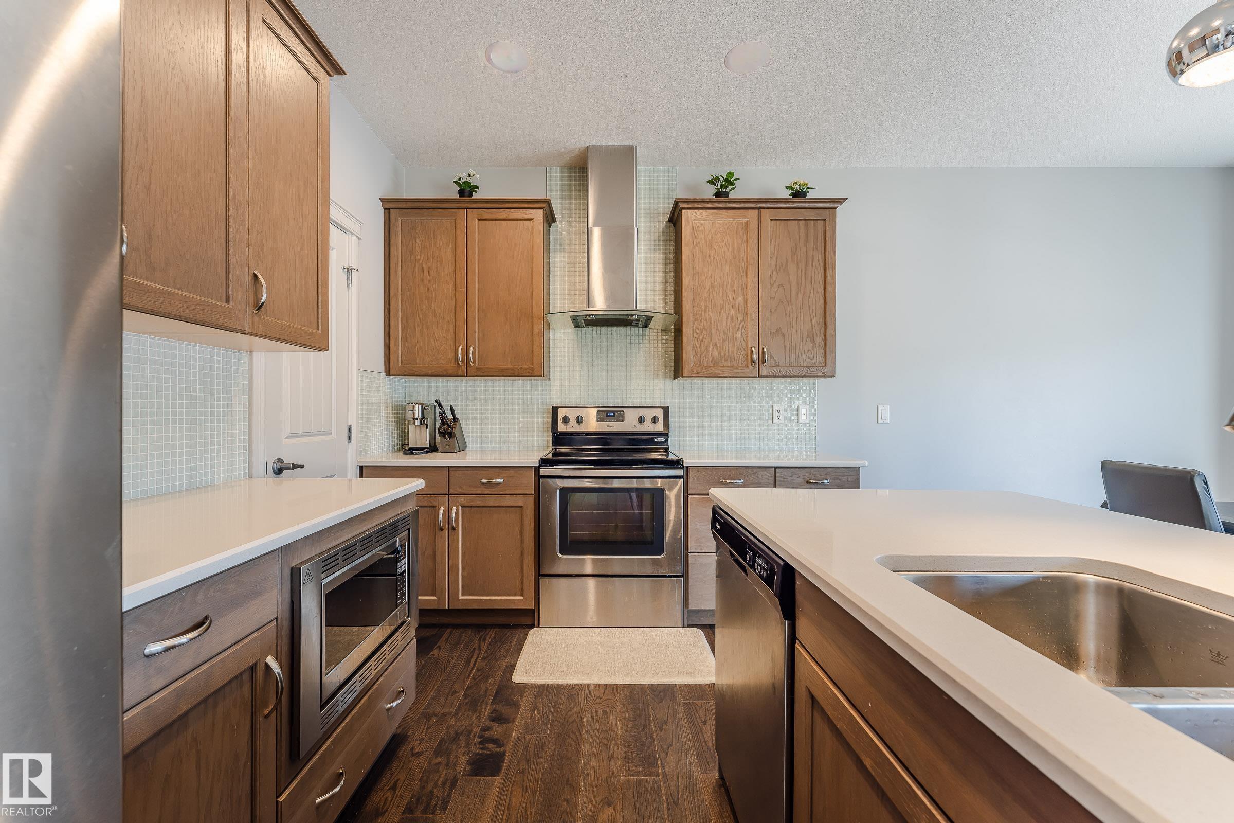 Photo 13 at 15907 18 Avenue SW, Glenridding Heights, Edmonton