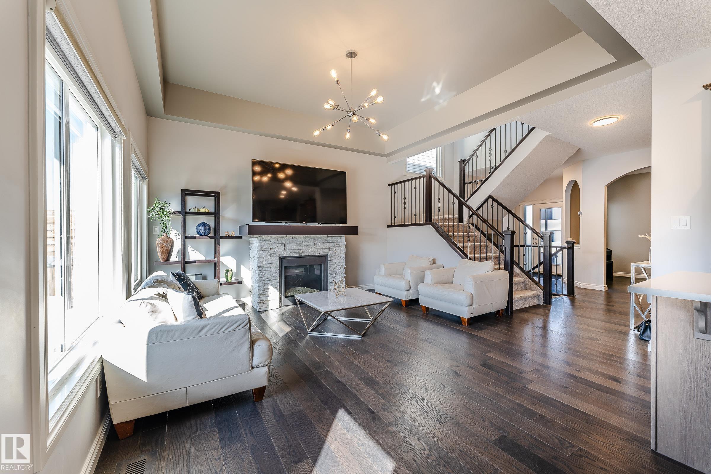 Photo 17 at 15907 18 Avenue SW, Glenridding Heights, Edmonton