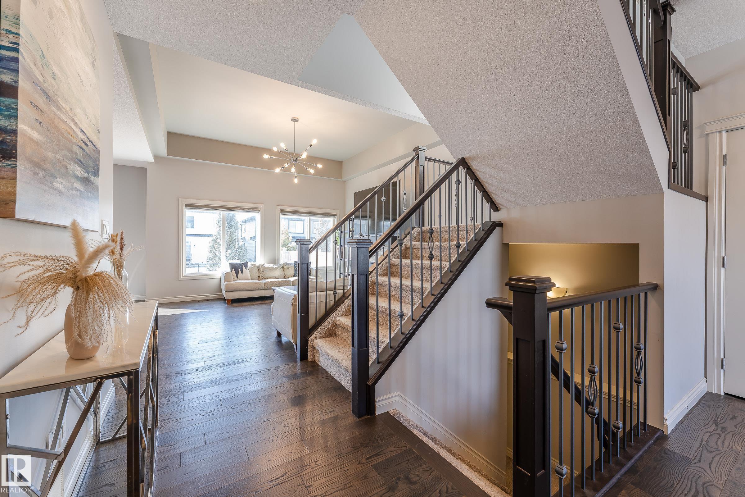 Photo 9 at 15907 18 Avenue SW, Glenridding Heights, Edmonton