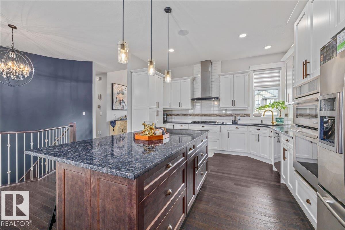 Photo 13 at 3908 Ginsburg Crescent NW, Granville, Edmonton