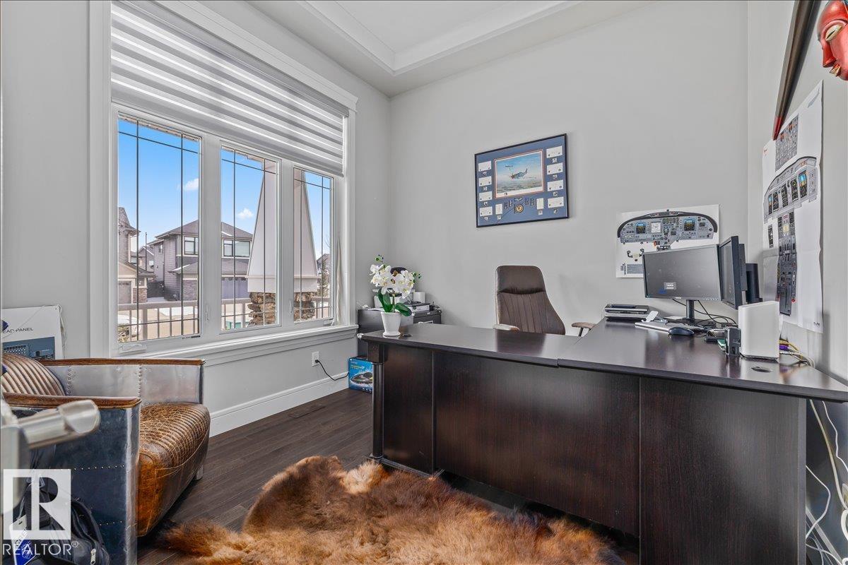 Photo 8 at 3908 Ginsburg Crescent NW, Granville, Edmonton