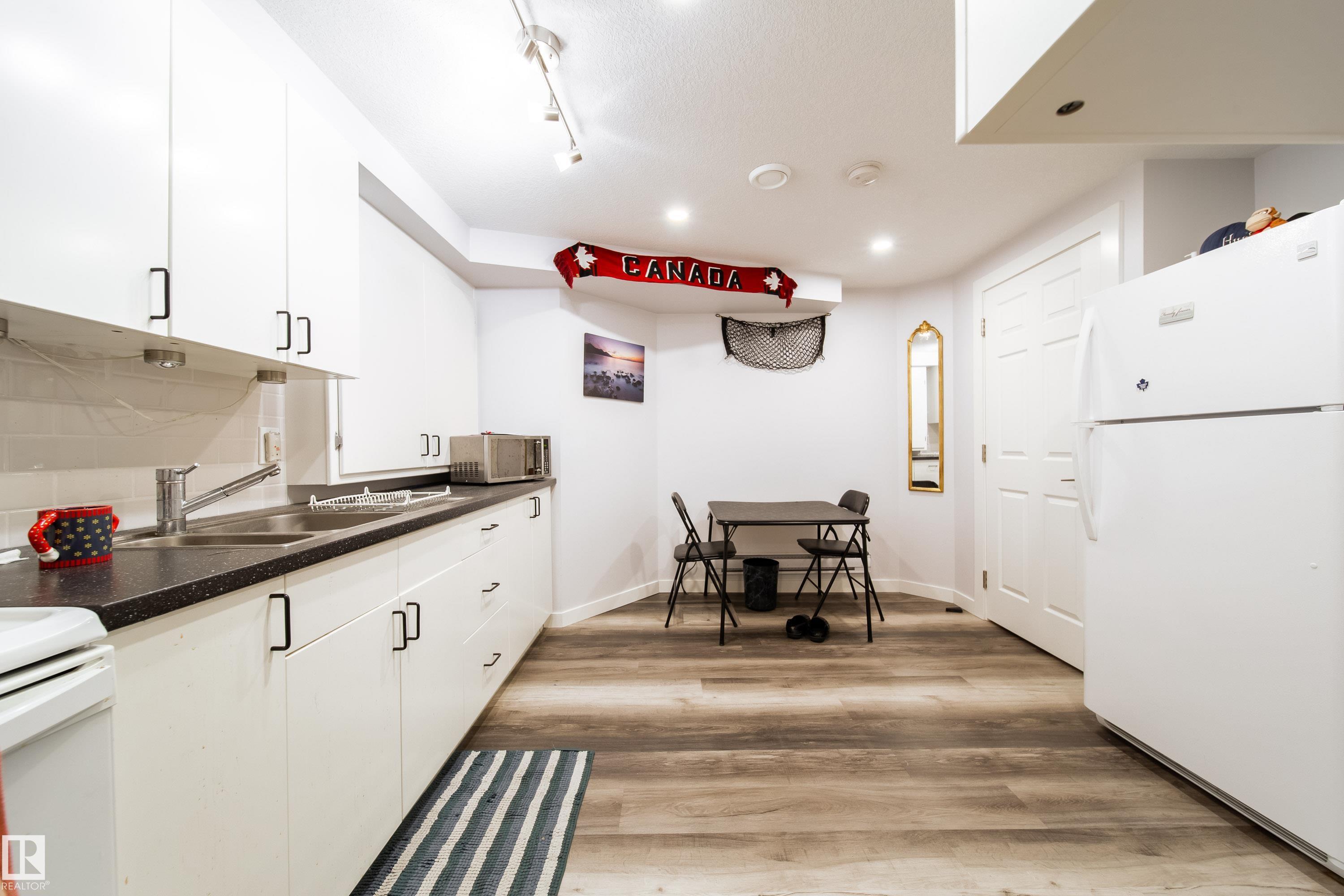 Photo 33 at 8118-8120 81 Avenue NW, King Edward Park, Edmonton