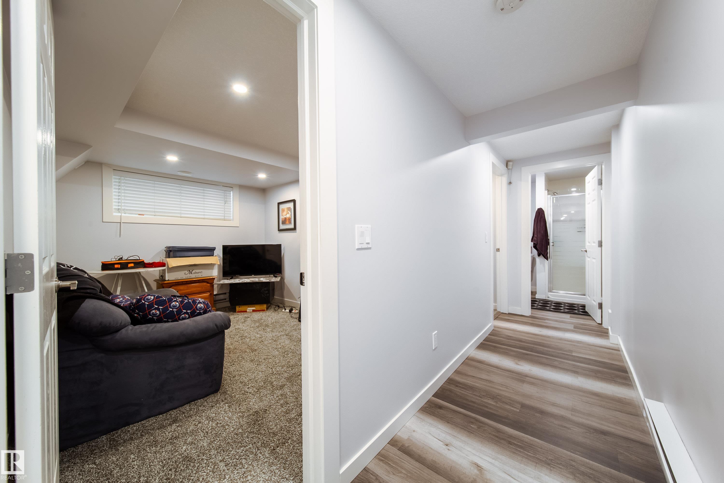 Photo 35 at 8118-8120 81 Avenue NW, King Edward Park, Edmonton