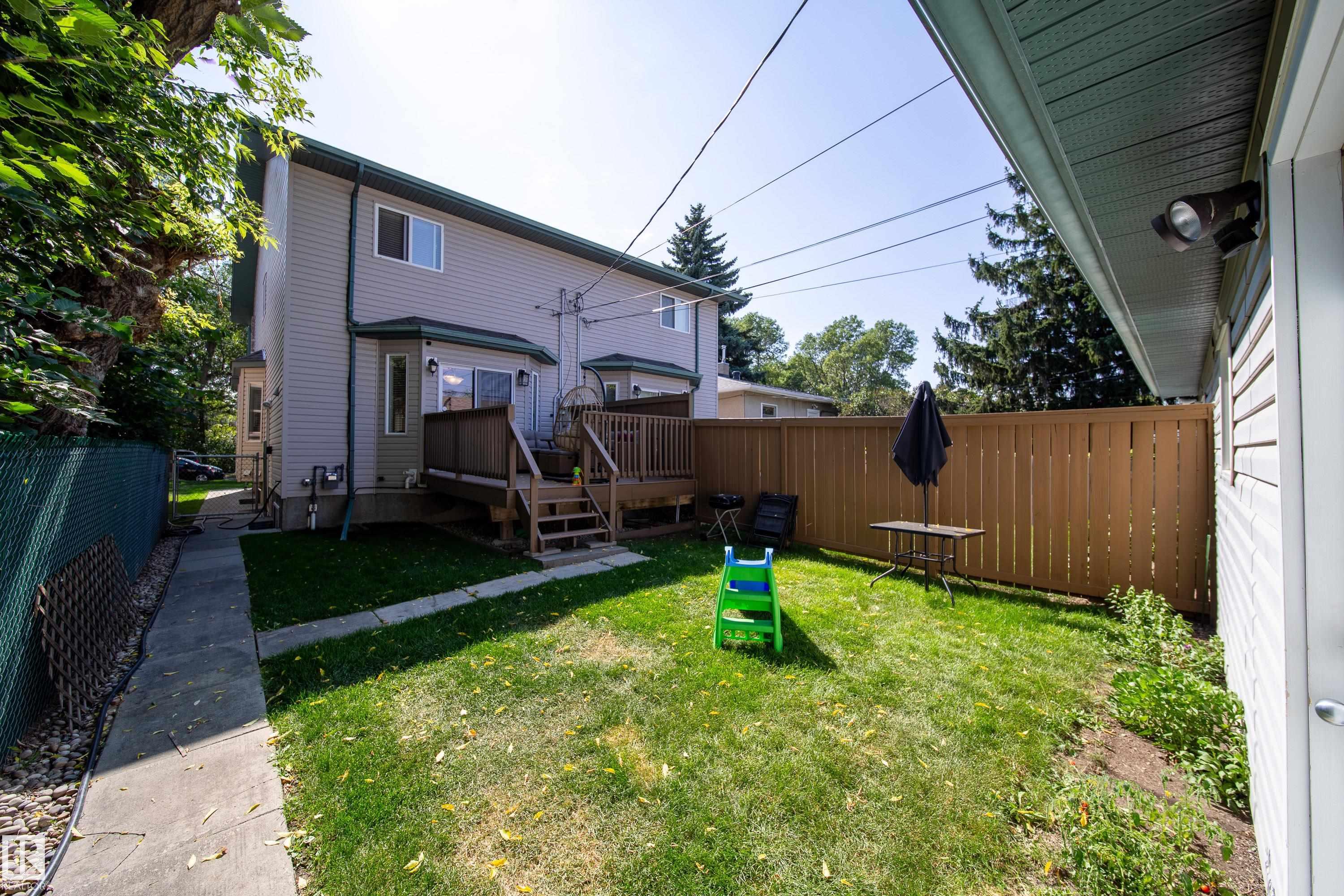 Photo 46 at 8118-8120 81 Avenue NW, King Edward Park, Edmonton