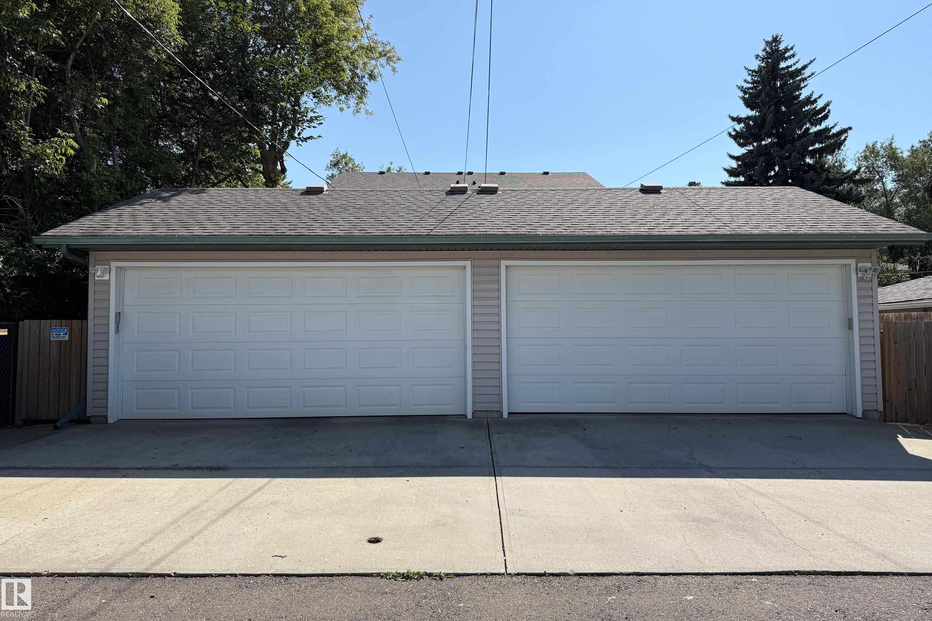 Photo 47 at 8118-8120 81 Avenue NW, King Edward Park, Edmonton