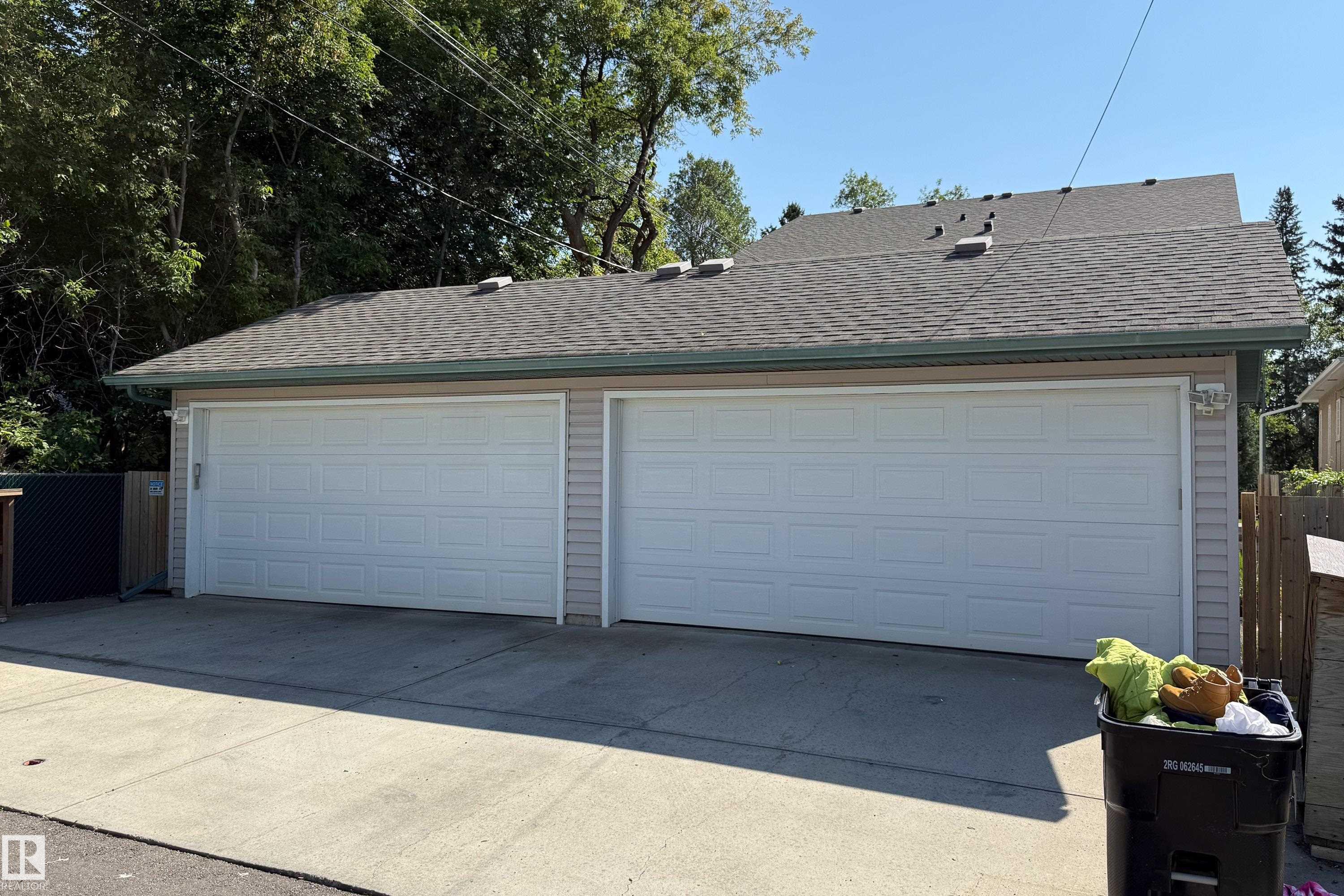 Photo 48 at 8118-8120 81 Avenue NW, King Edward Park, Edmonton