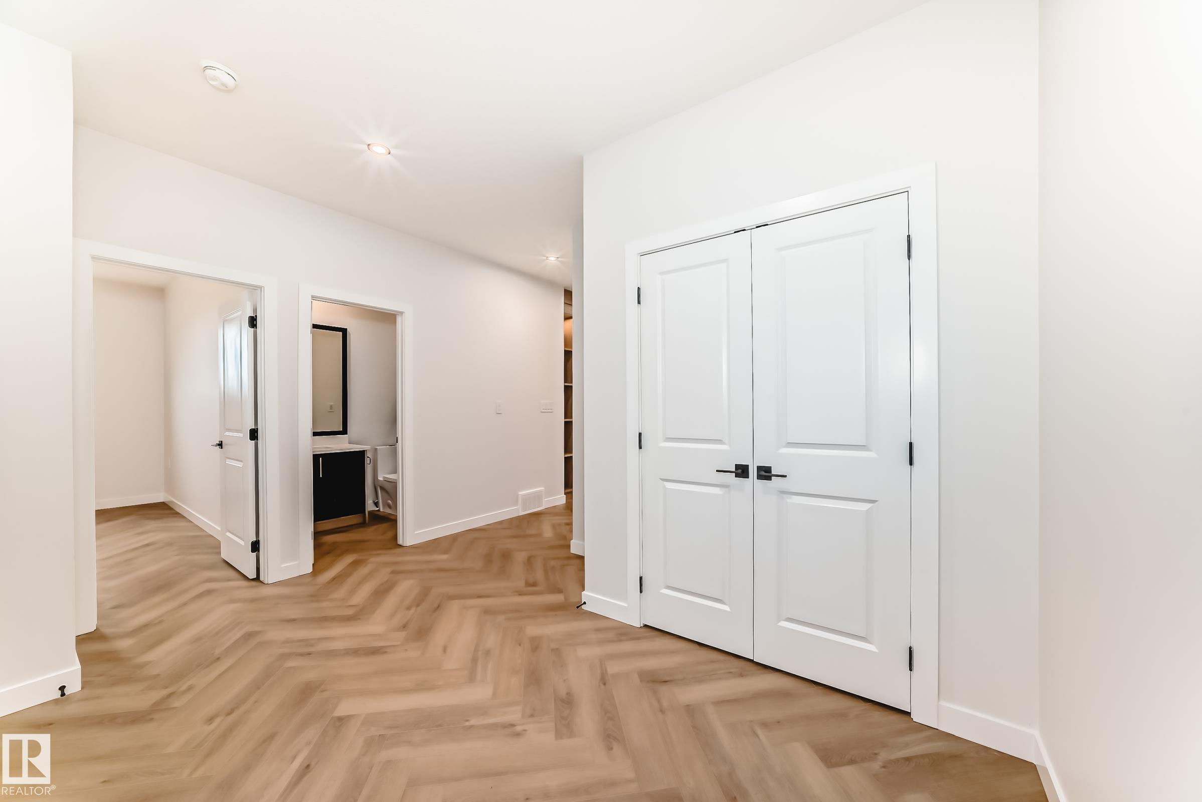 Photo 26 at 55 Meadowgrove Lane, McLaughlin, Spruce Grove