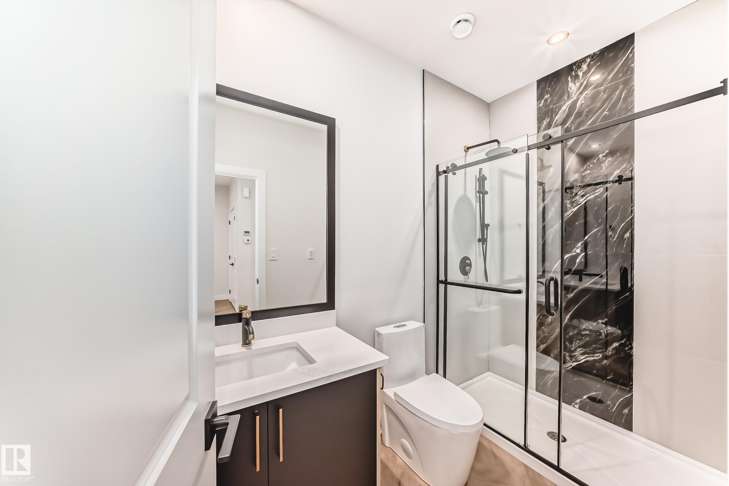 Photo 29 at 55 Meadowgrove Lane, McLaughlin, Spruce Grove