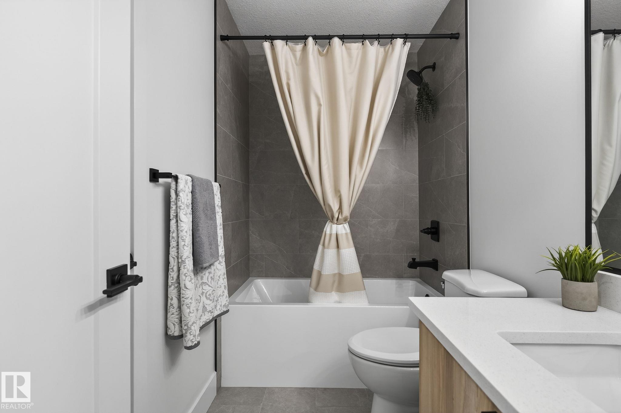 Photo 42 at 127 Hilton Cove, Harvest Ridge, Spruce Grove