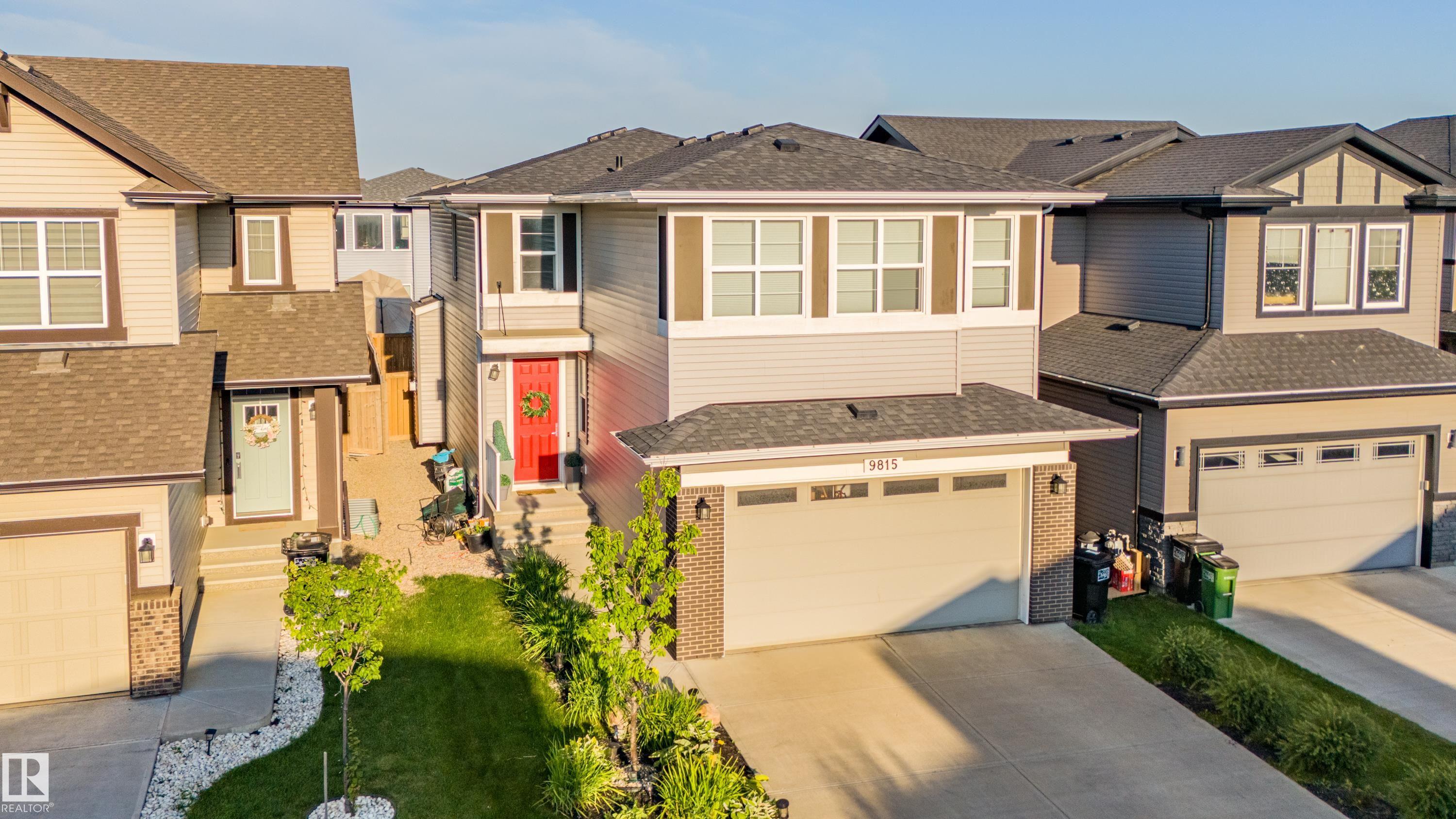 9815 225 Street NW, Secord, Edmonton photo number 2