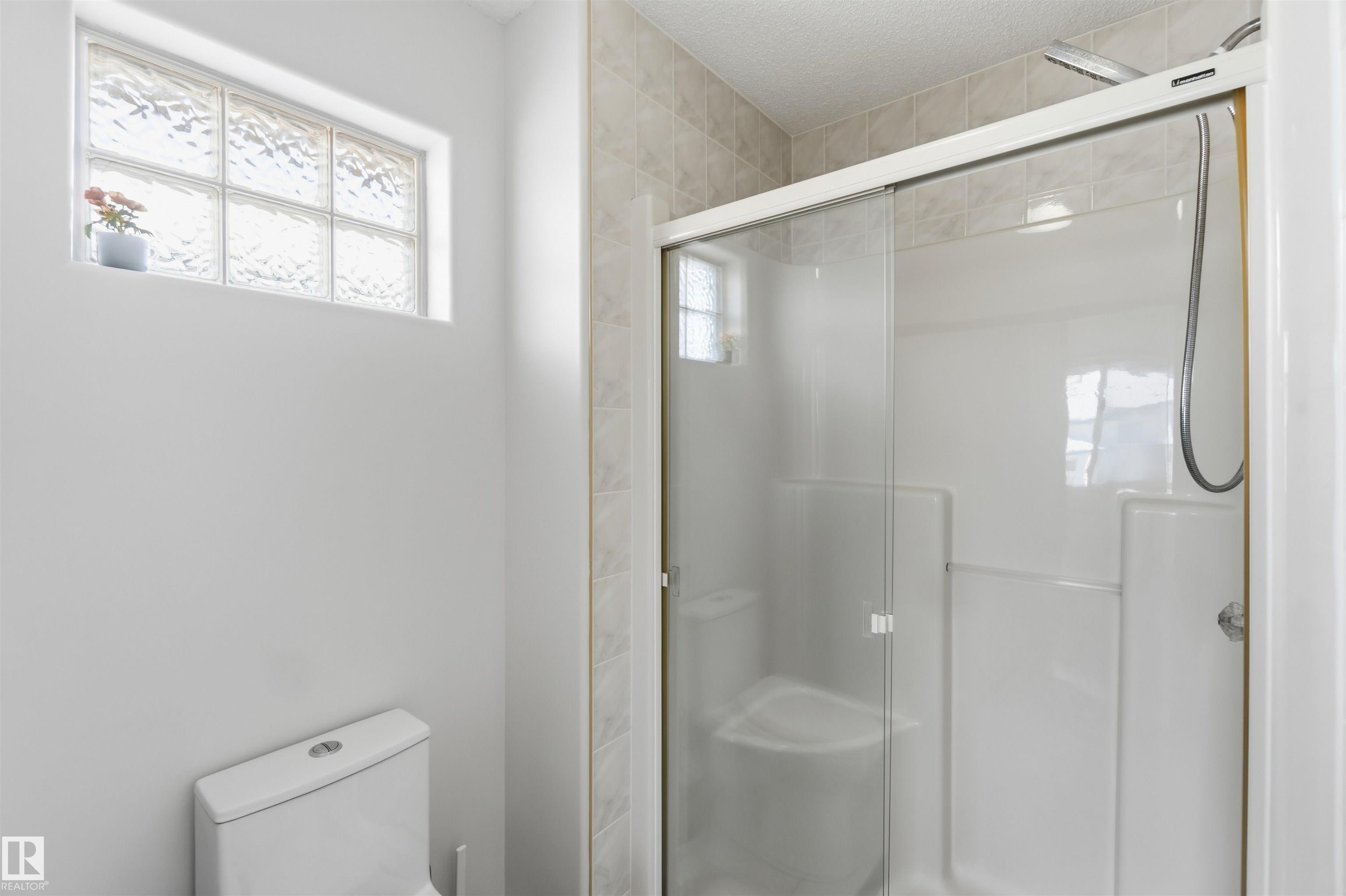 Photo 31 at 1324 116 Street NW, Twin Brooks, Edmonton