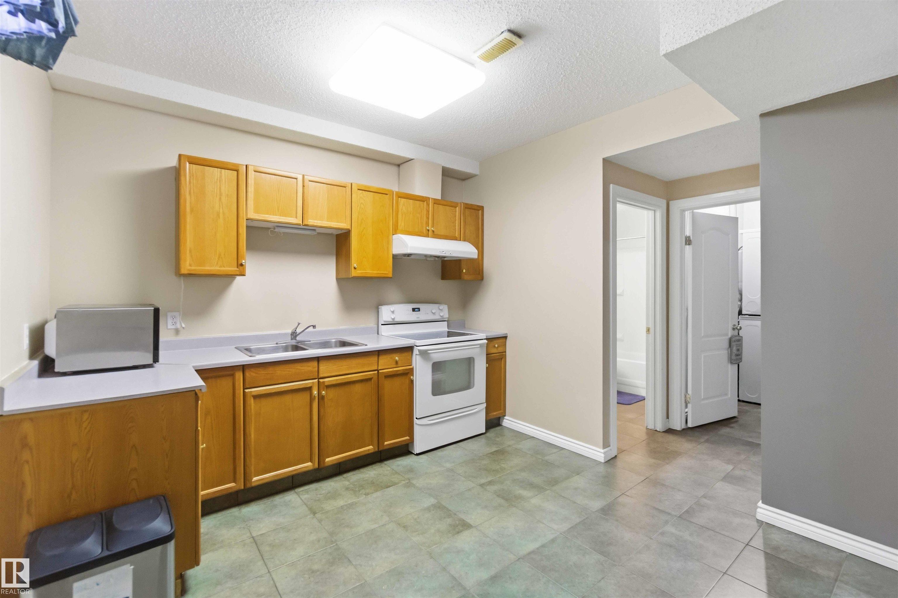 Photo 39 at 1324 116 Street NW, Twin Brooks, Edmonton