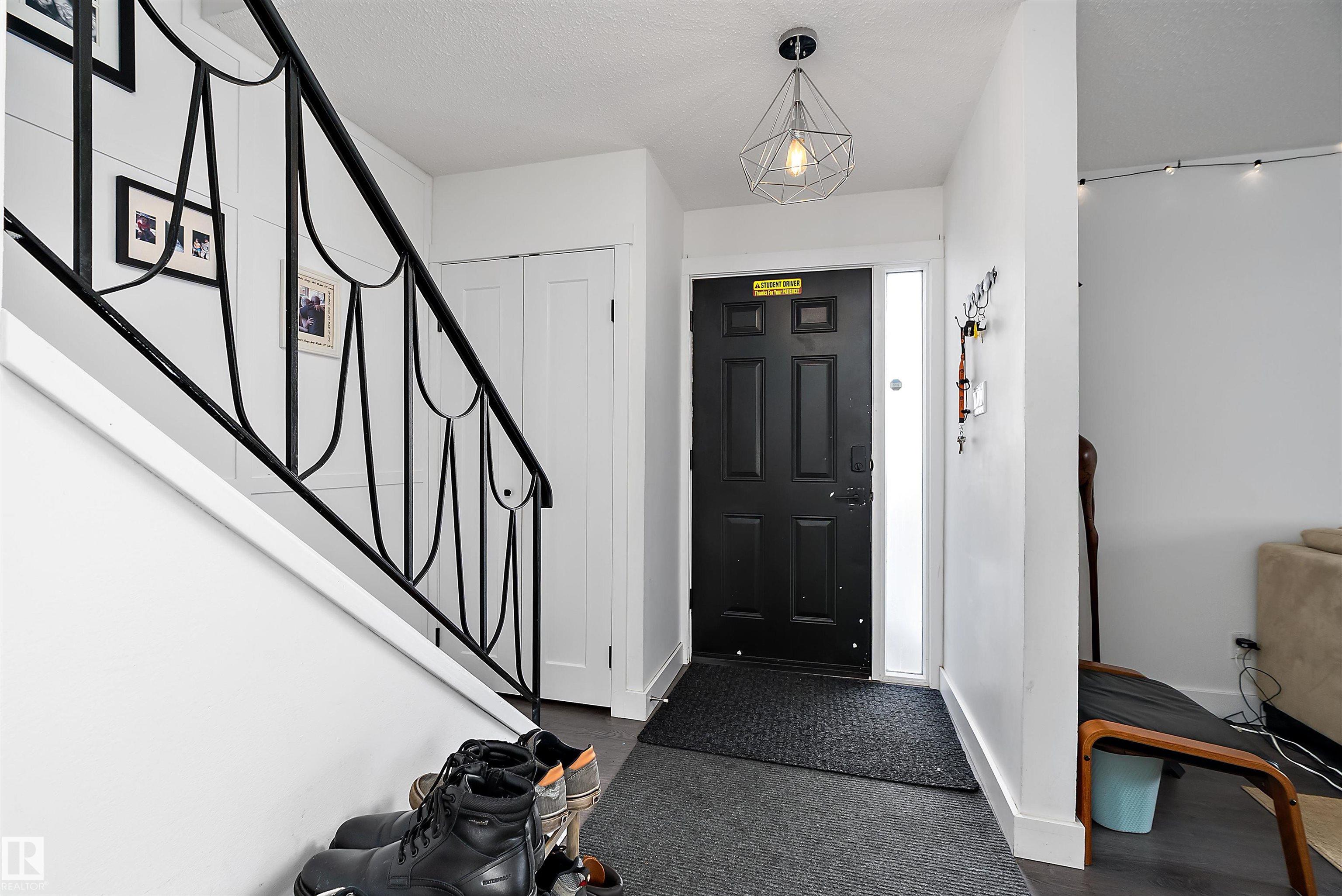 9326 80 Avenue NW, King Edward Park, Edmonton