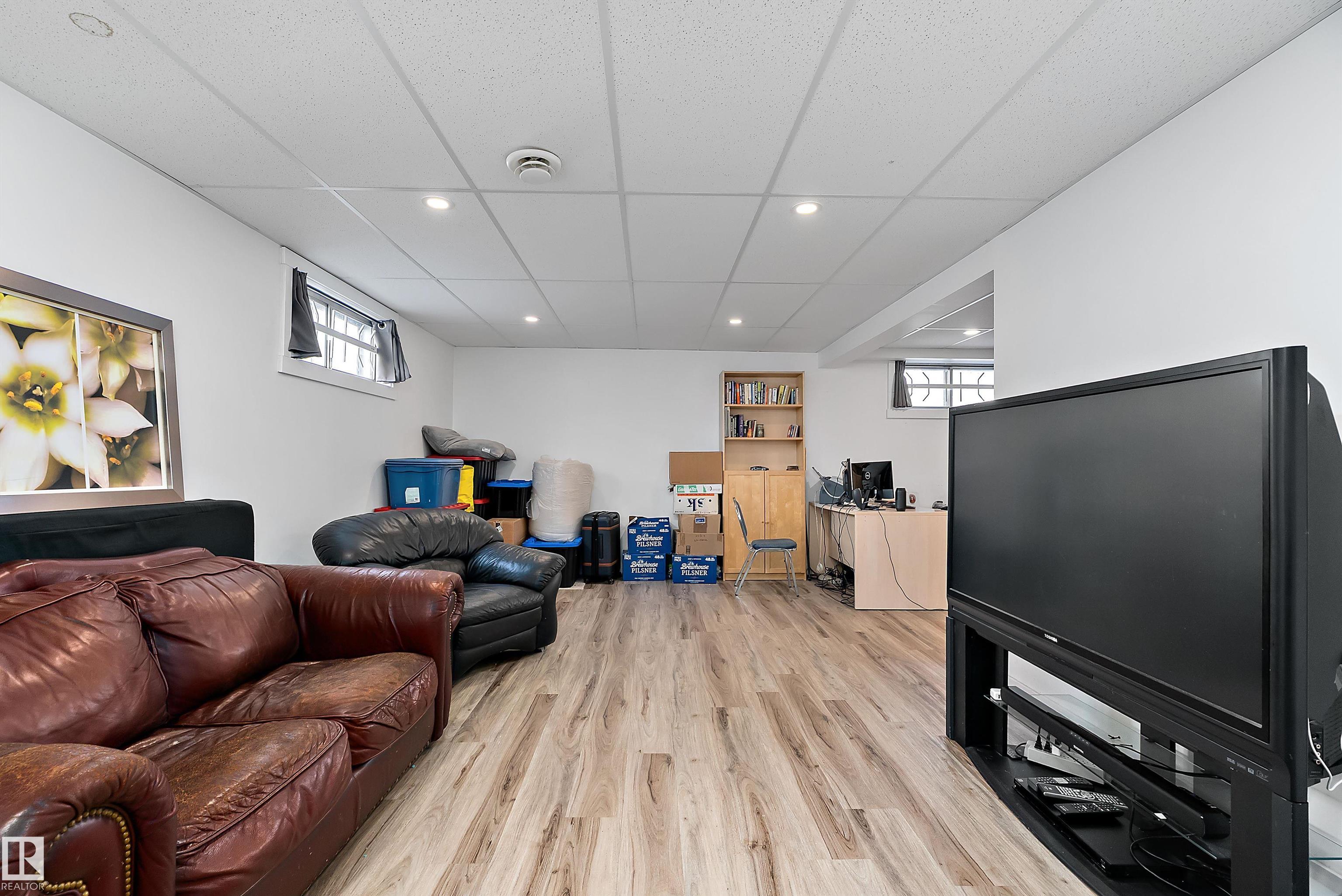 Photo 25 at 9326 80 Avenue NW, King Edward Park, Edmonton