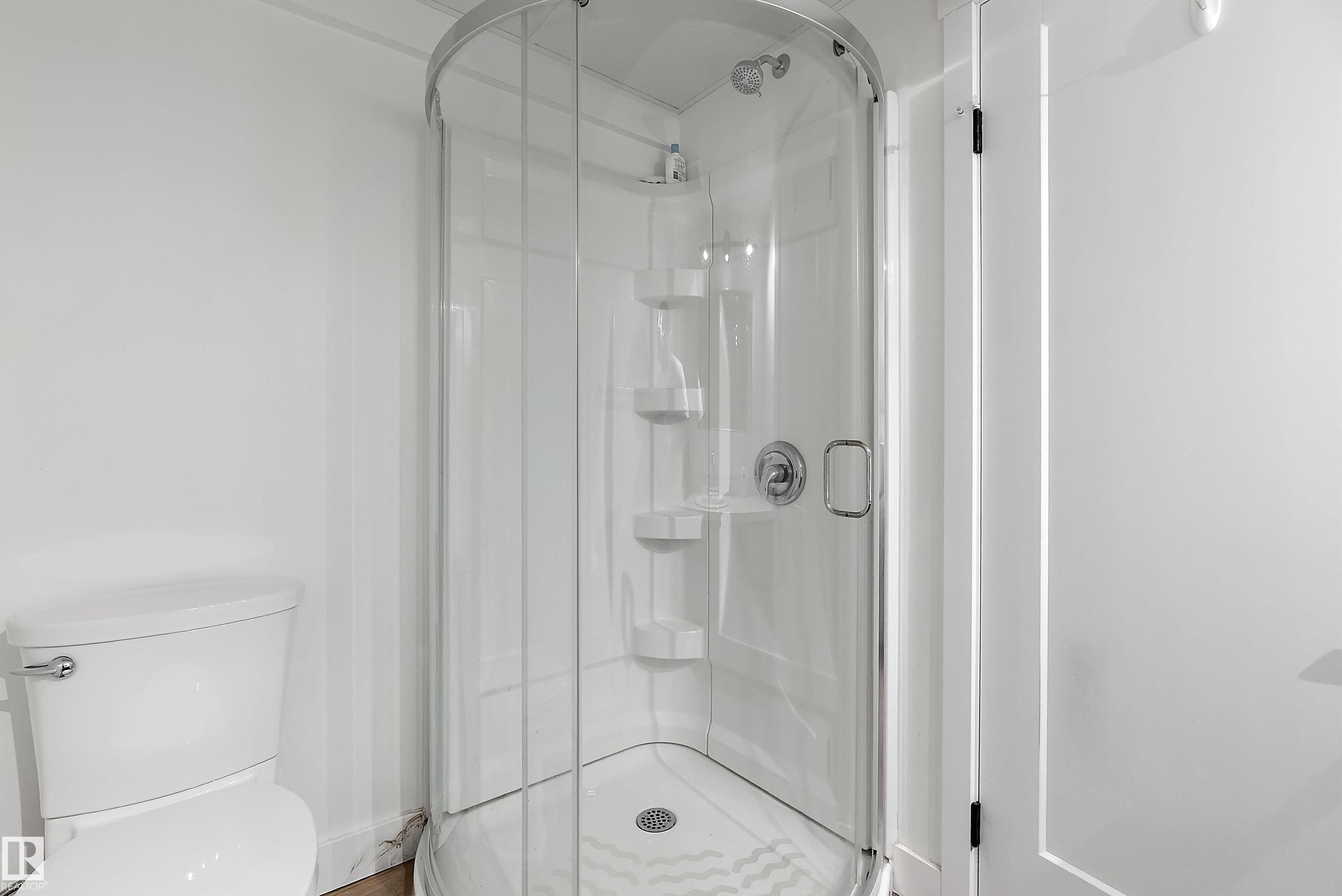 Photo 28 at 9326 80 Avenue NW, King Edward Park, Edmonton