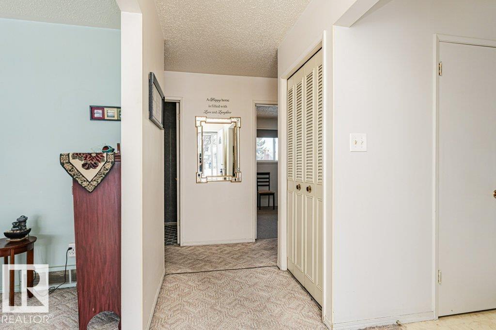 Photo 17 at 11516 145 Avenue NW, Caernarvon, Edmonton