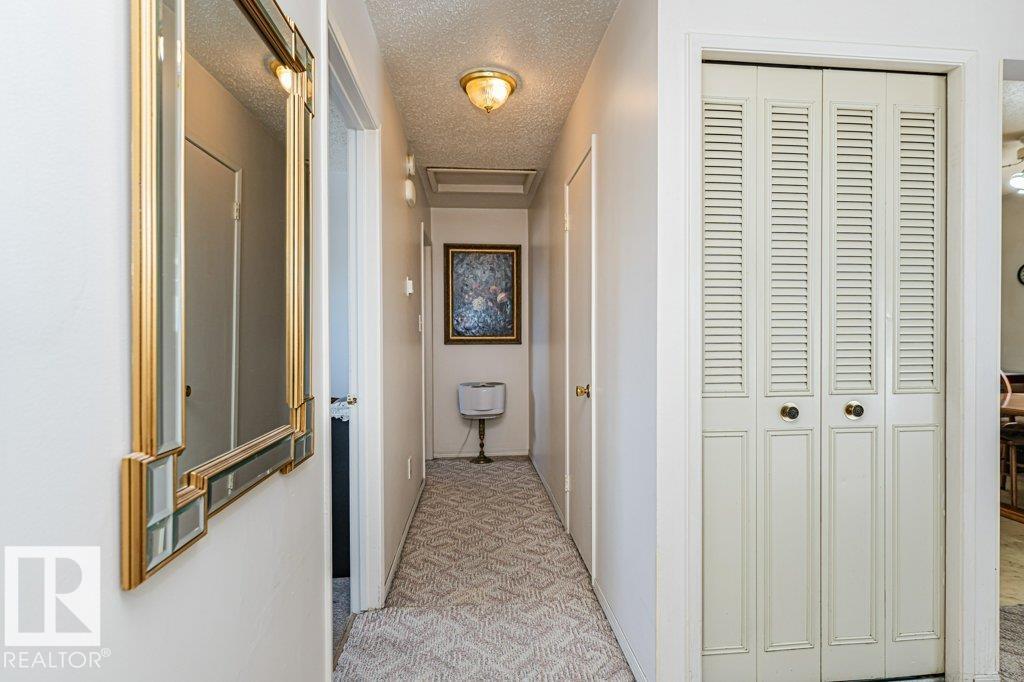 Photo 24 at 11516 145 Avenue NW, Caernarvon, Edmonton