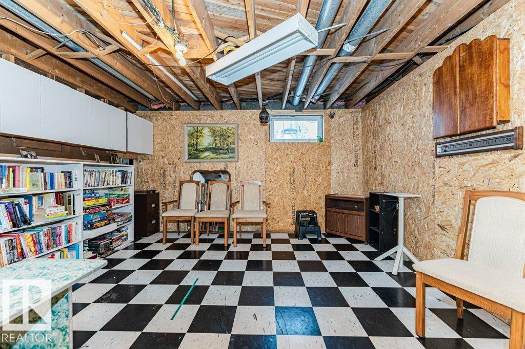 Photo 42 at 11516 145 Avenue NW, Caernarvon, Edmonton