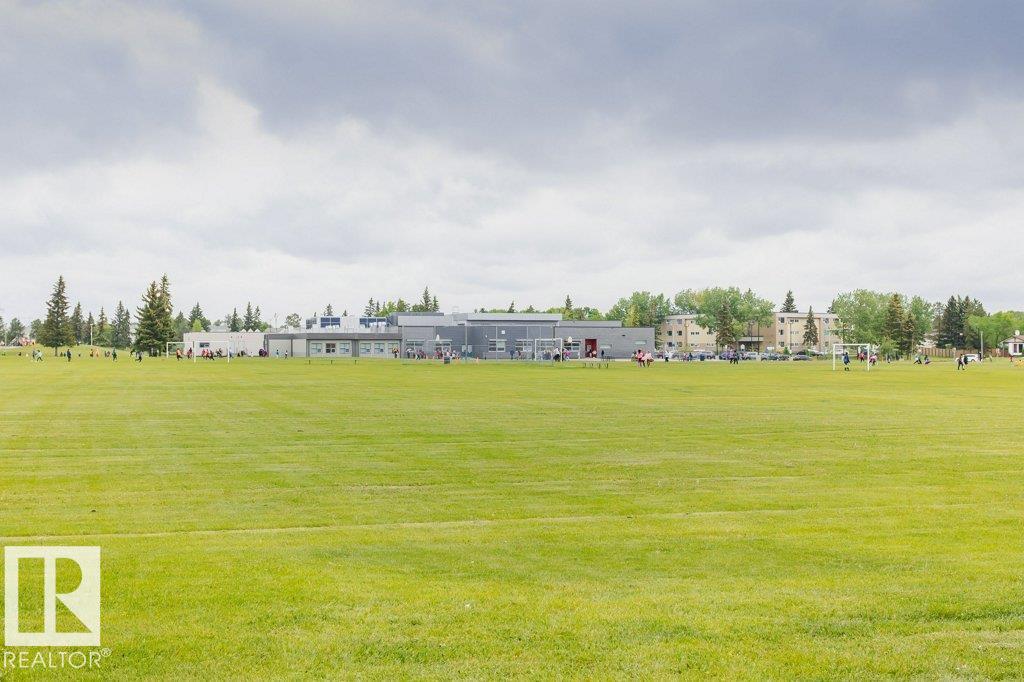 Photo 54 at 11516 145 Avenue NW, Caernarvon, Edmonton