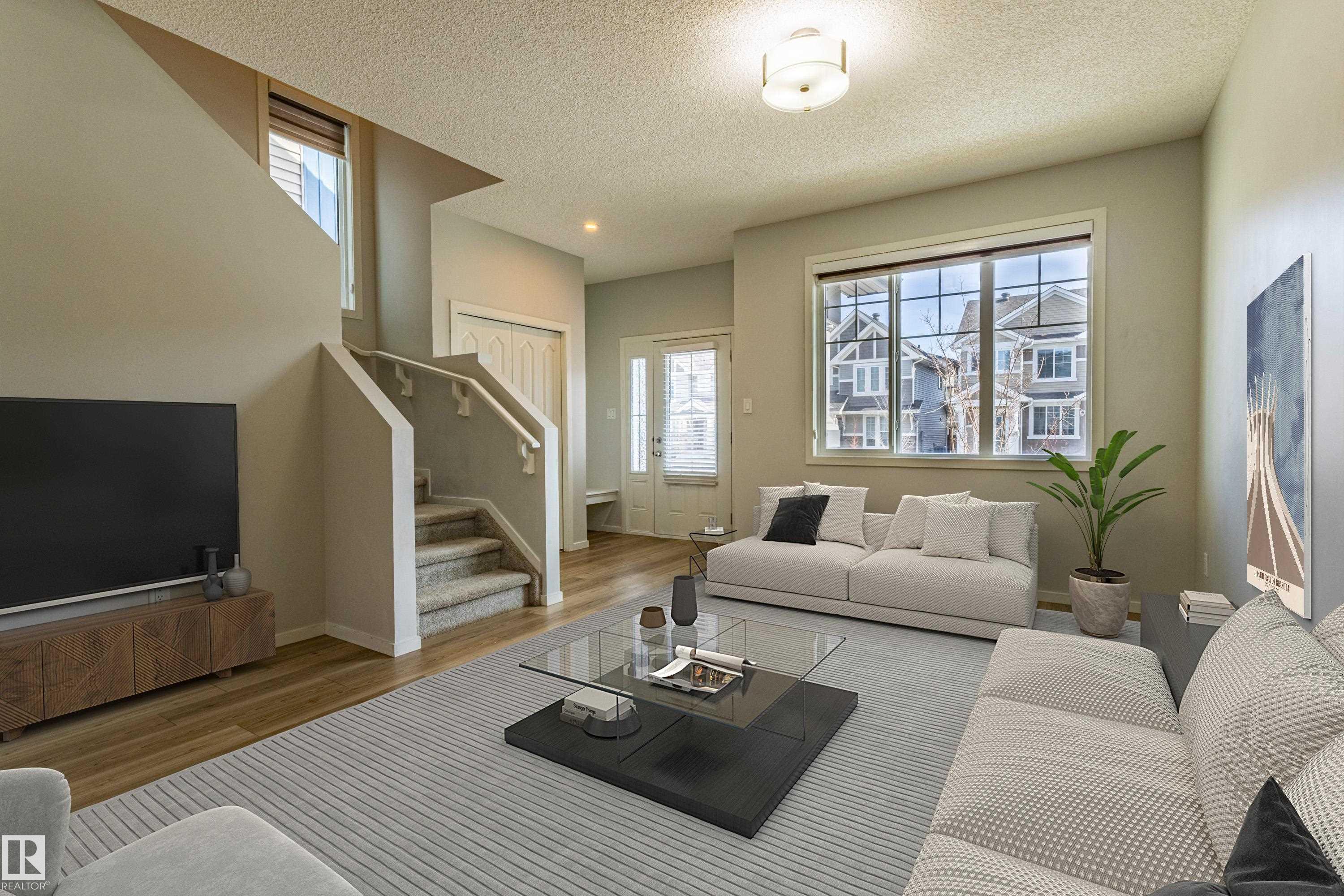 https://zimg.paragon.ice.com/ParagonImages/Property/PM/RAE/225393071/10/0/0/e86881ea64dea355af00400fbe4435e3/1/85a33562d489dbe451f9e85d4ddfae58/225393071-72d5c2a8-dcac-4814-bd9f-43b97e400d4c.JPG