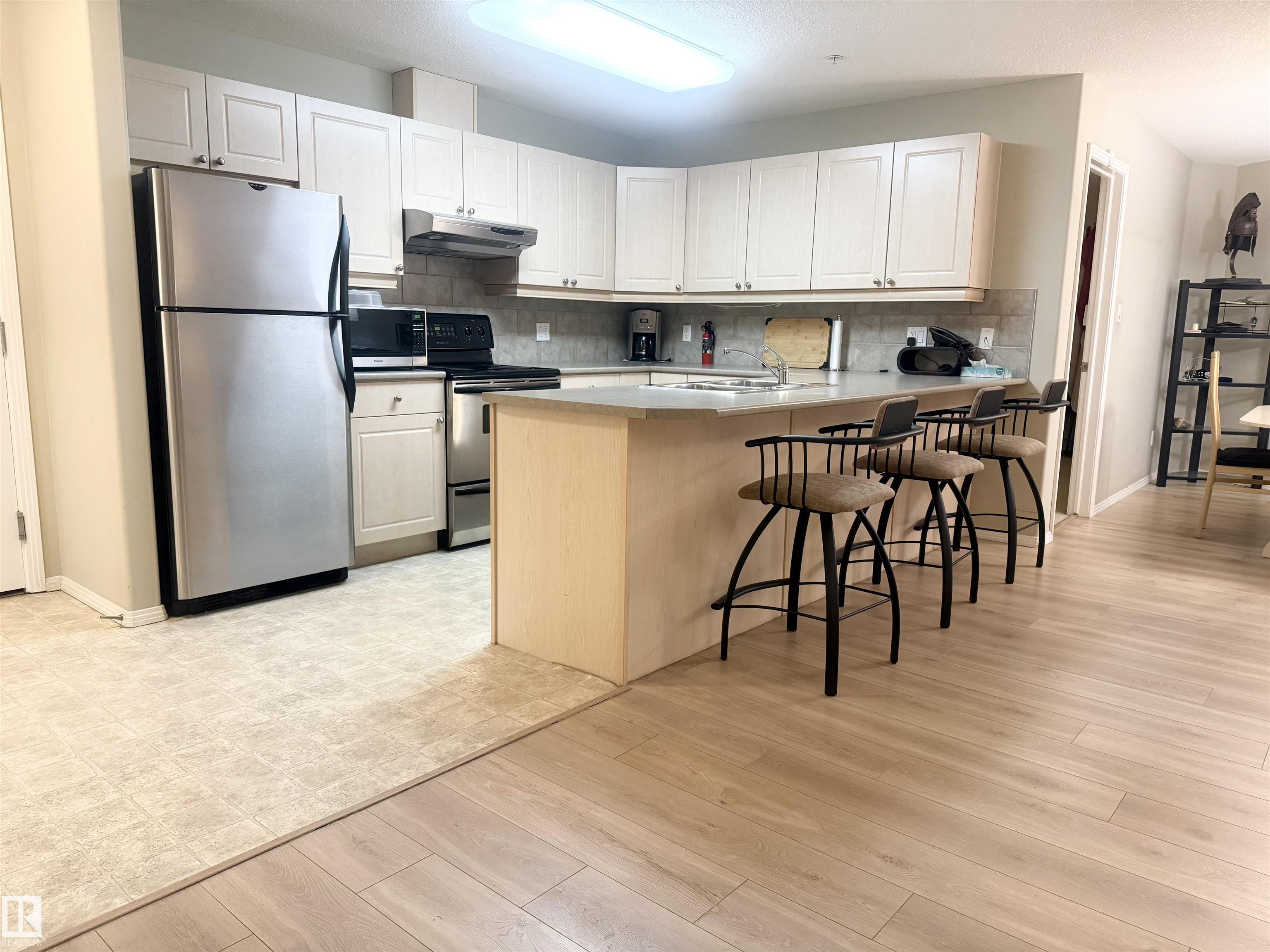 Picture for #315 592 HOOKE RD NW NW