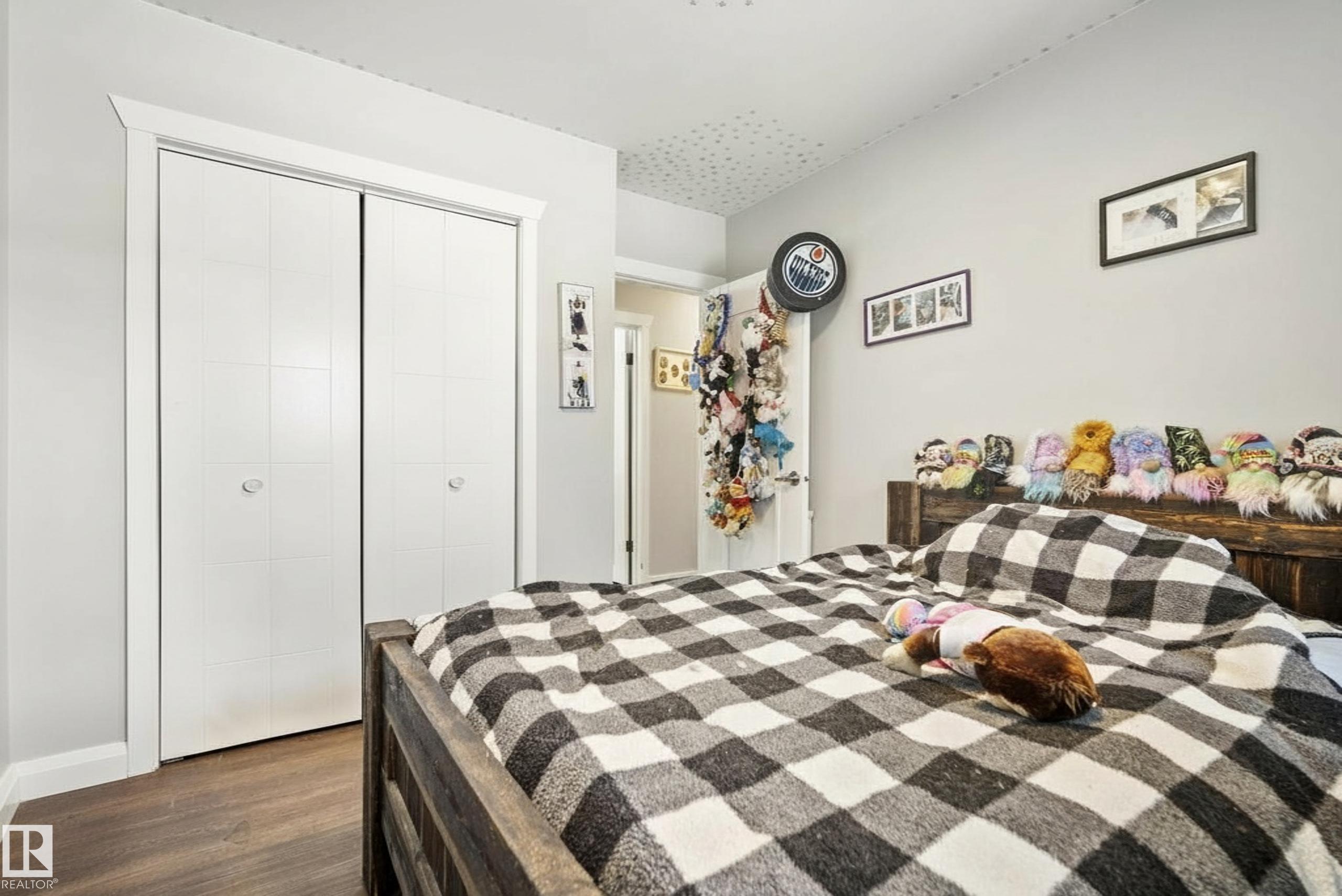 Photo 14 at 9043 52 Street NW, Ottewell, Edmonton