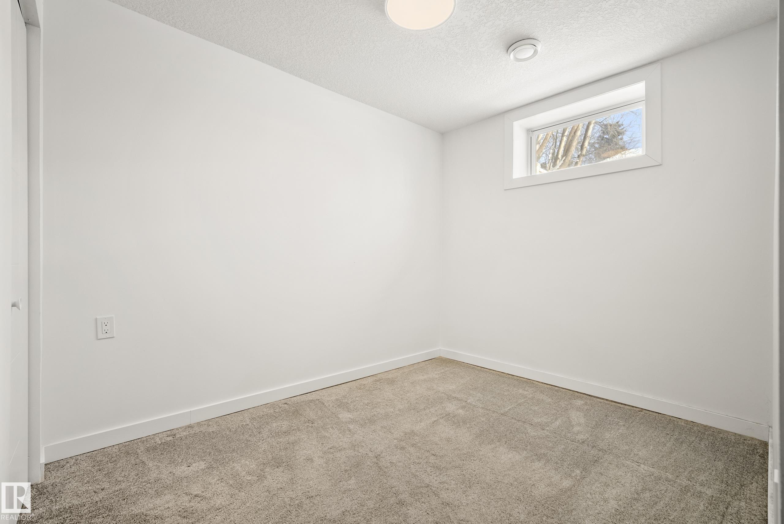 Photo 33 at 9043 52 Street NW, Ottewell, Edmonton