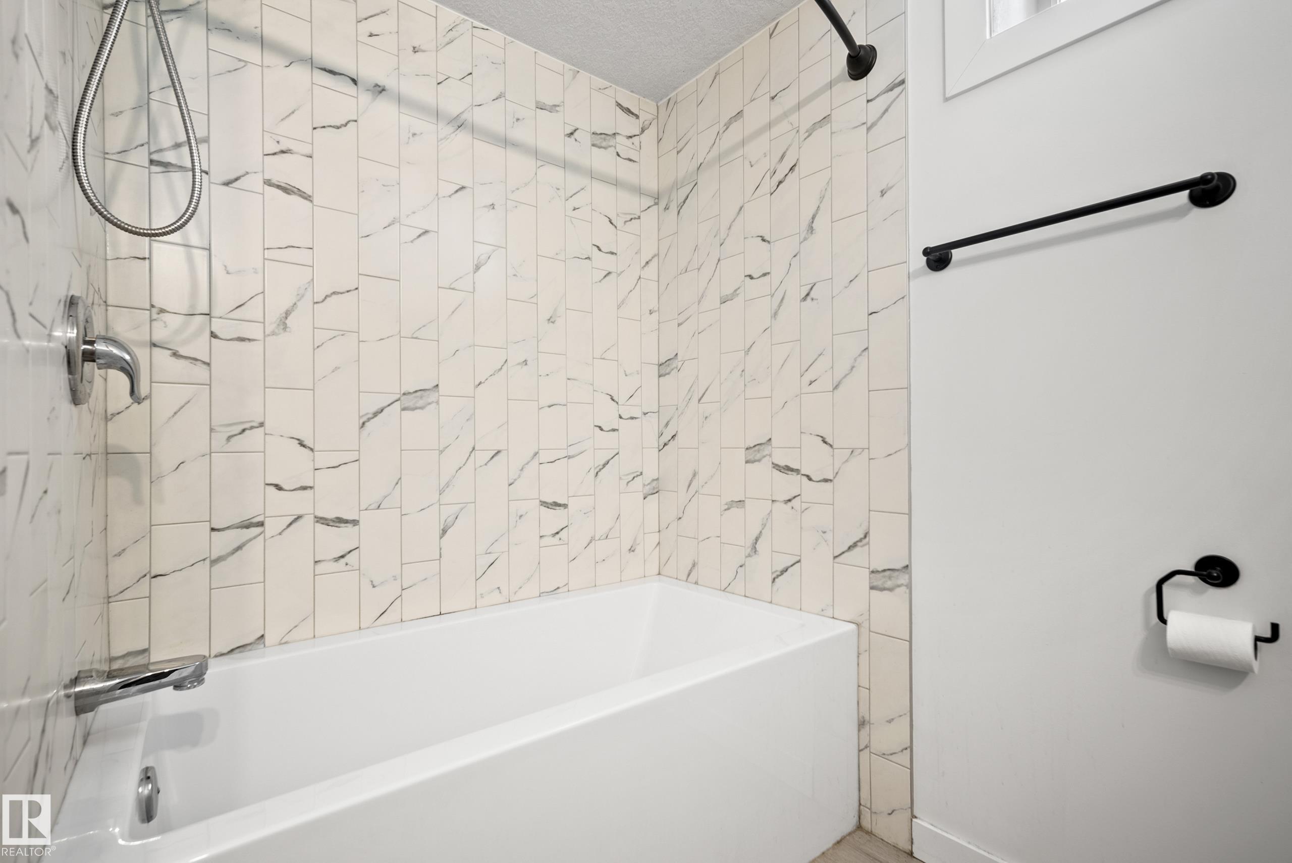 Photo 36 at 9043 52 Street NW, Ottewell, Edmonton