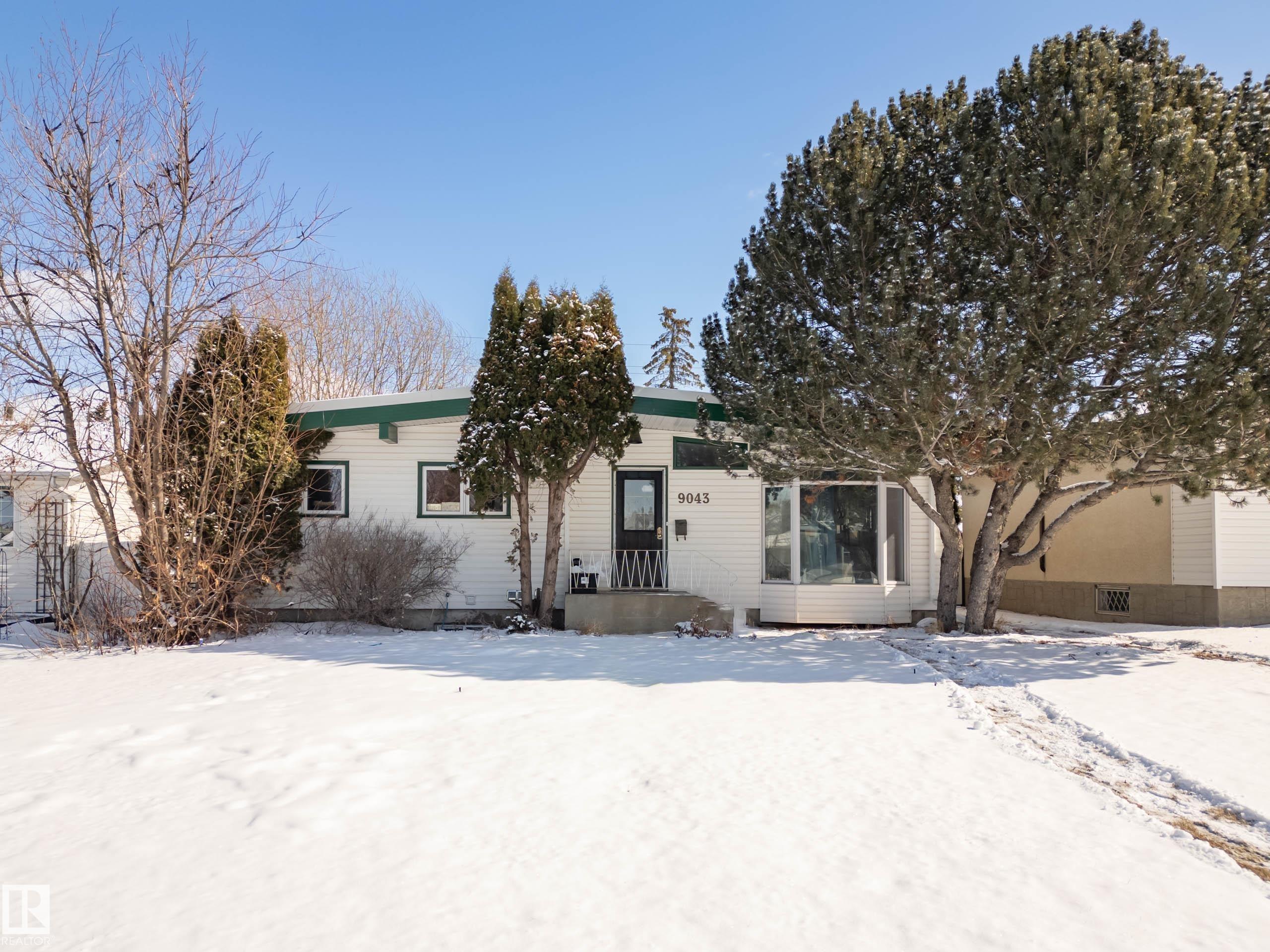 Photo 37 at 9043 52 Street NW, Ottewell, Edmonton