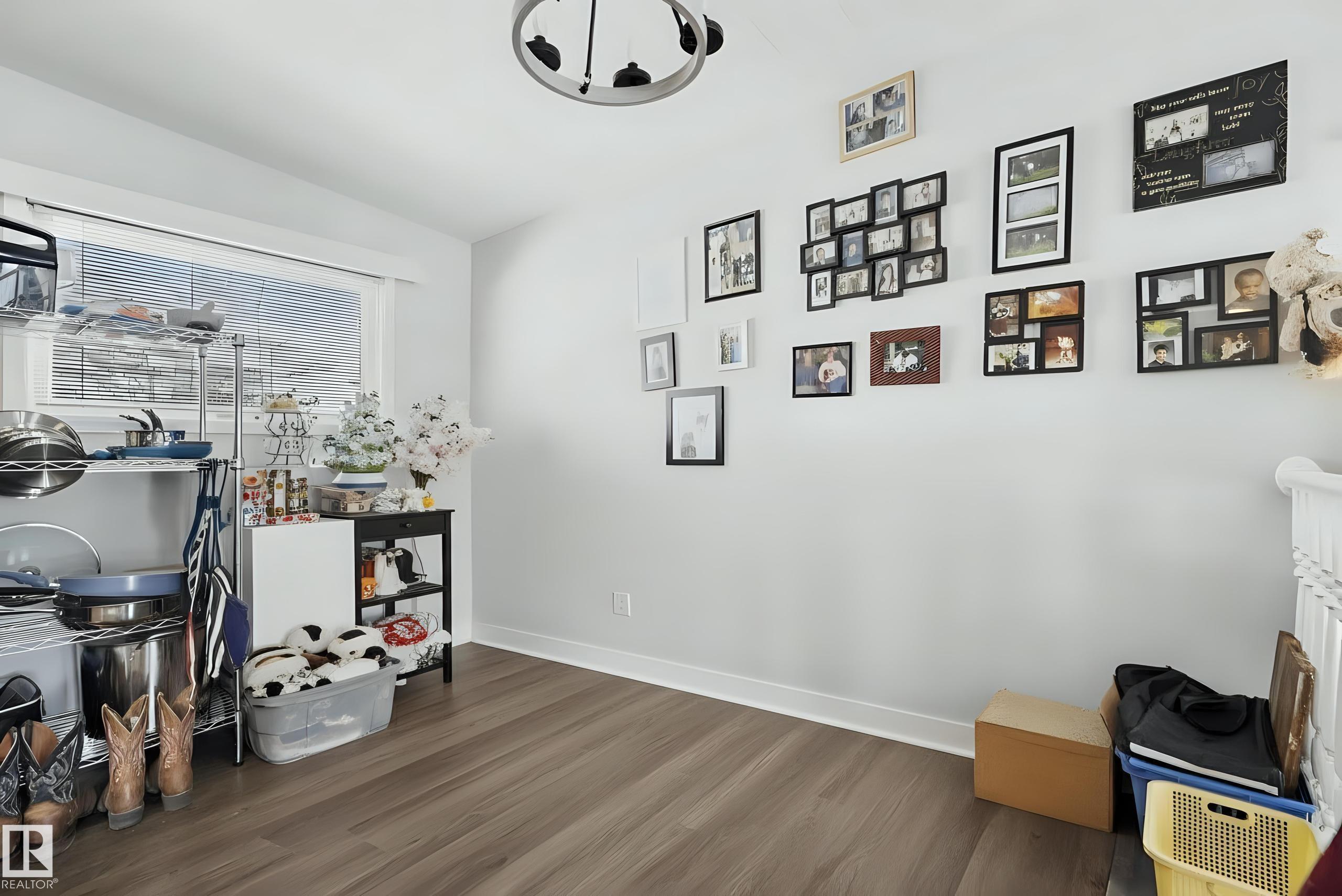 Photo 7 at 9043 52 Street NW, Ottewell, Edmonton