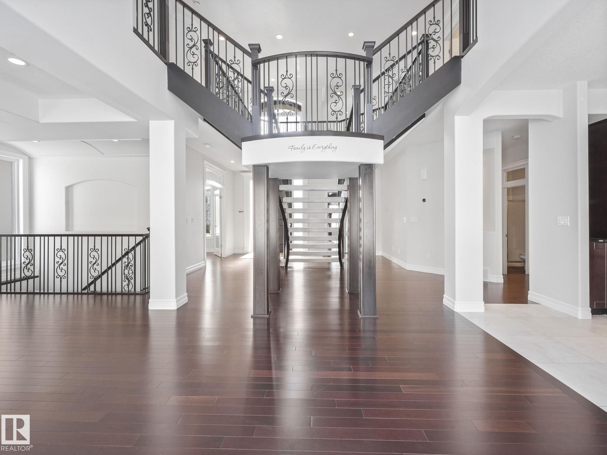 Photo 13 at 7128 169 Avenue NW, Schonsee, Edmonton