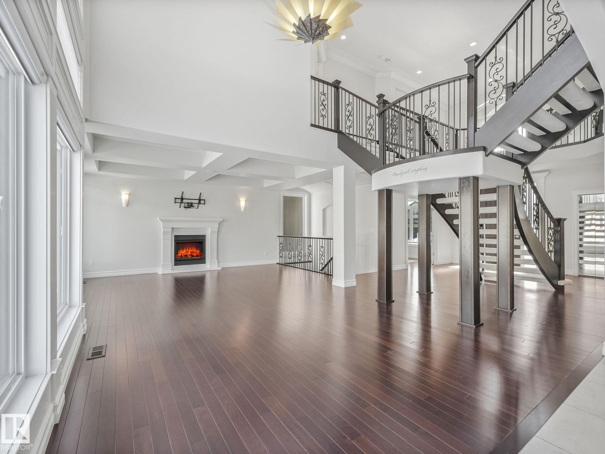 Photo 14 at 7128 169 Avenue NW, Schonsee, Edmonton