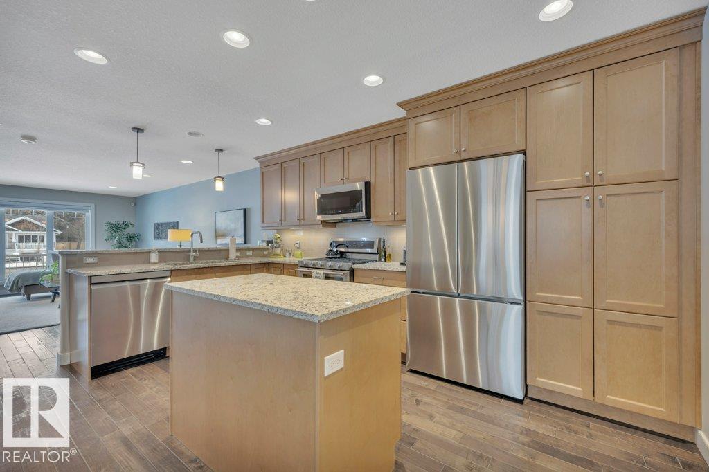 Photo 10 at 9540 142 Street NW, Crestwood, Edmonton