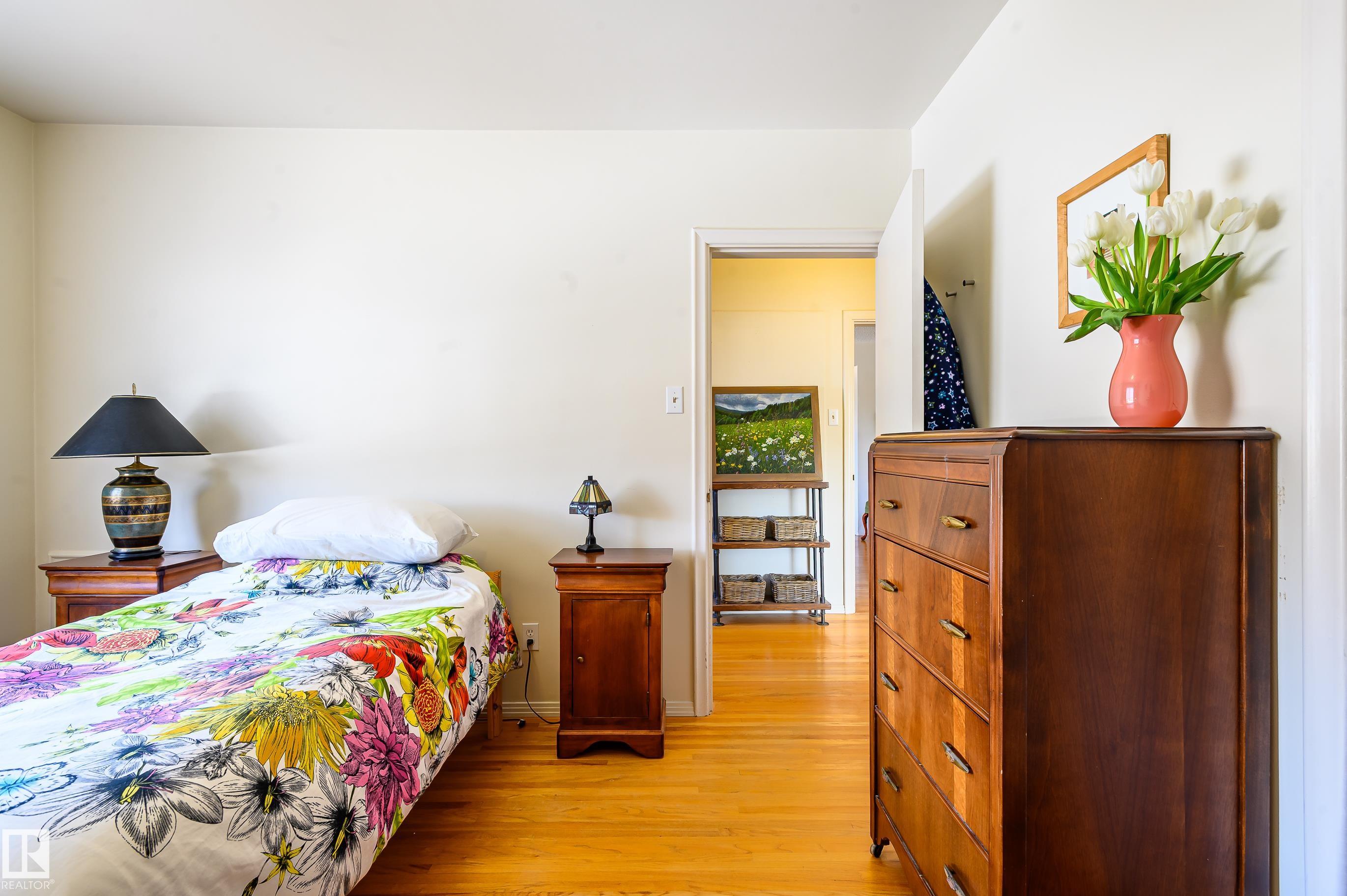 Photo 38 at 12 - 6805 112 Street NW, Parkallen, Edmonton