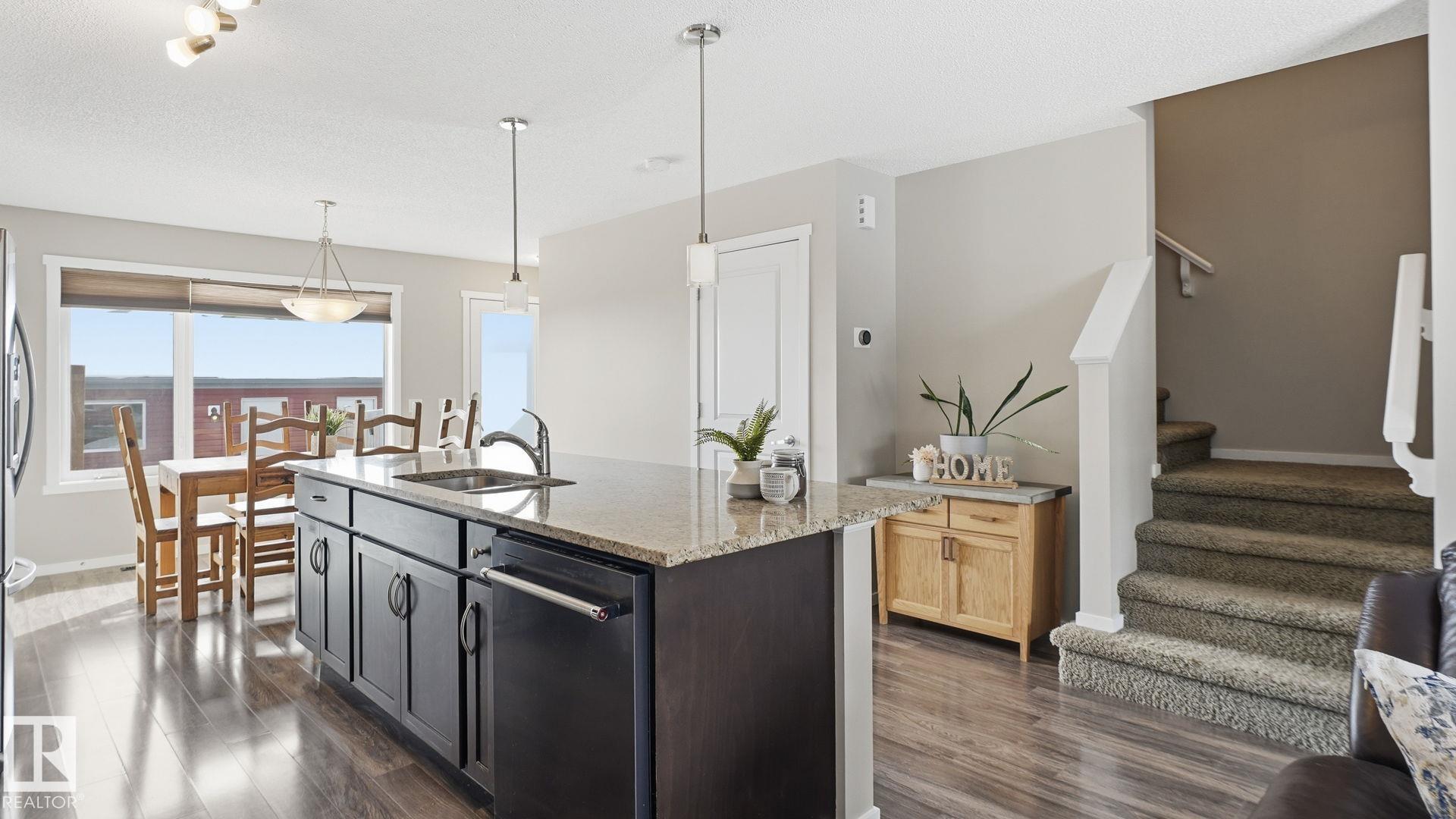 1015 162 Street SW, Glenridding Heights, Edmonton