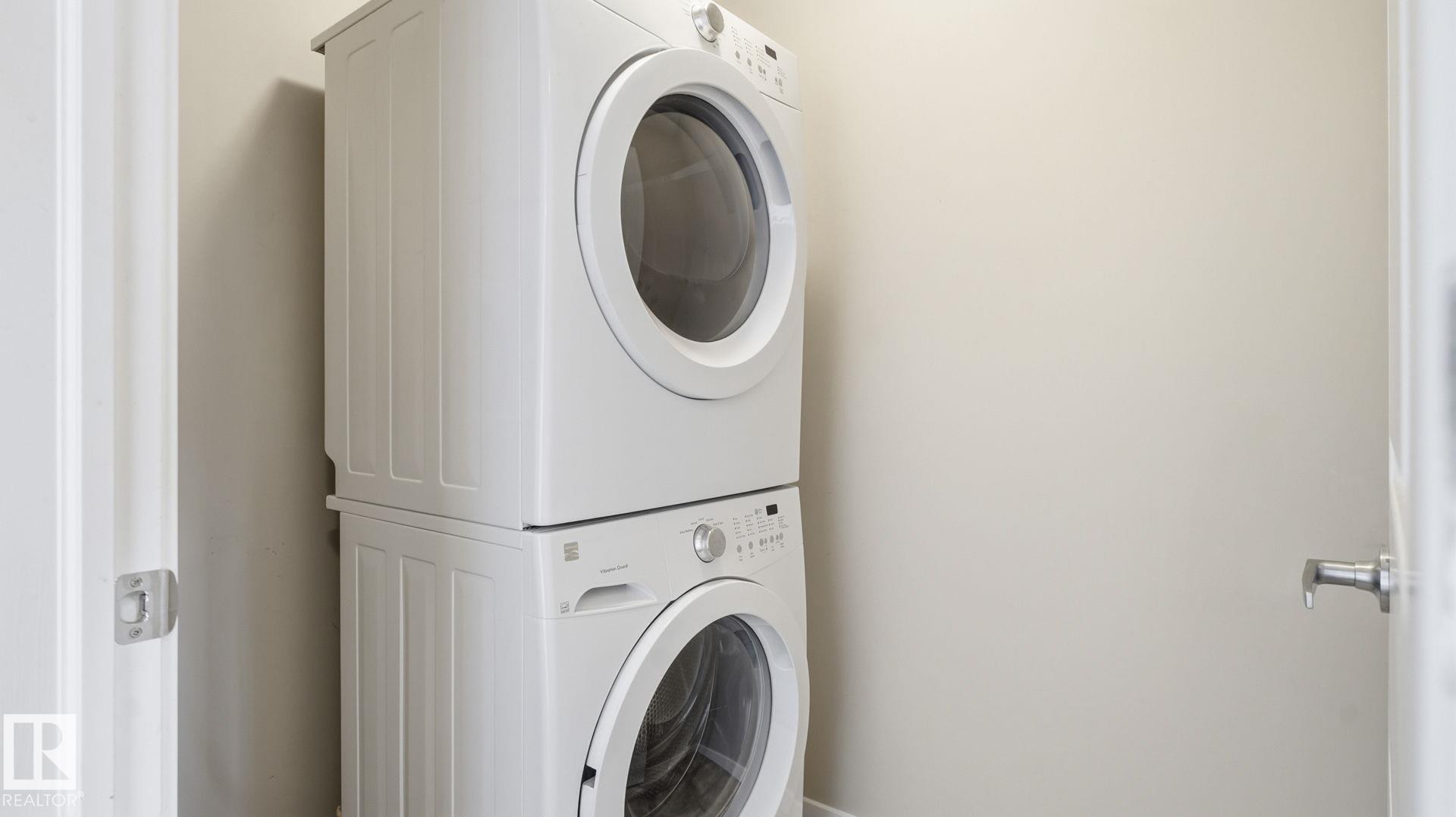 Photo 31 at 1015 162 Street SW, Glenridding Heights, Edmonton