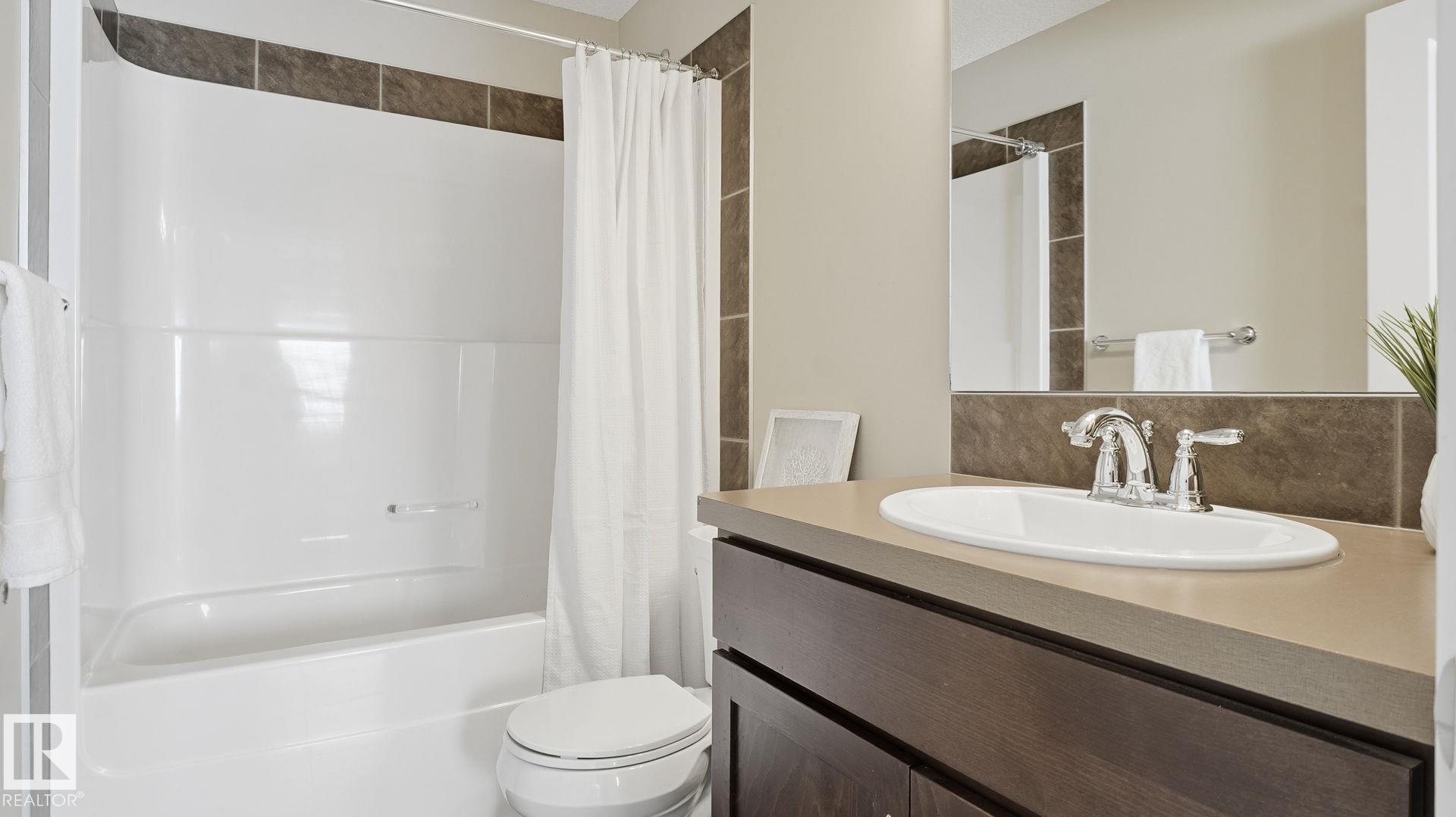 Photo 9 at 1015 162 Street SW, Glenridding Heights, Edmonton