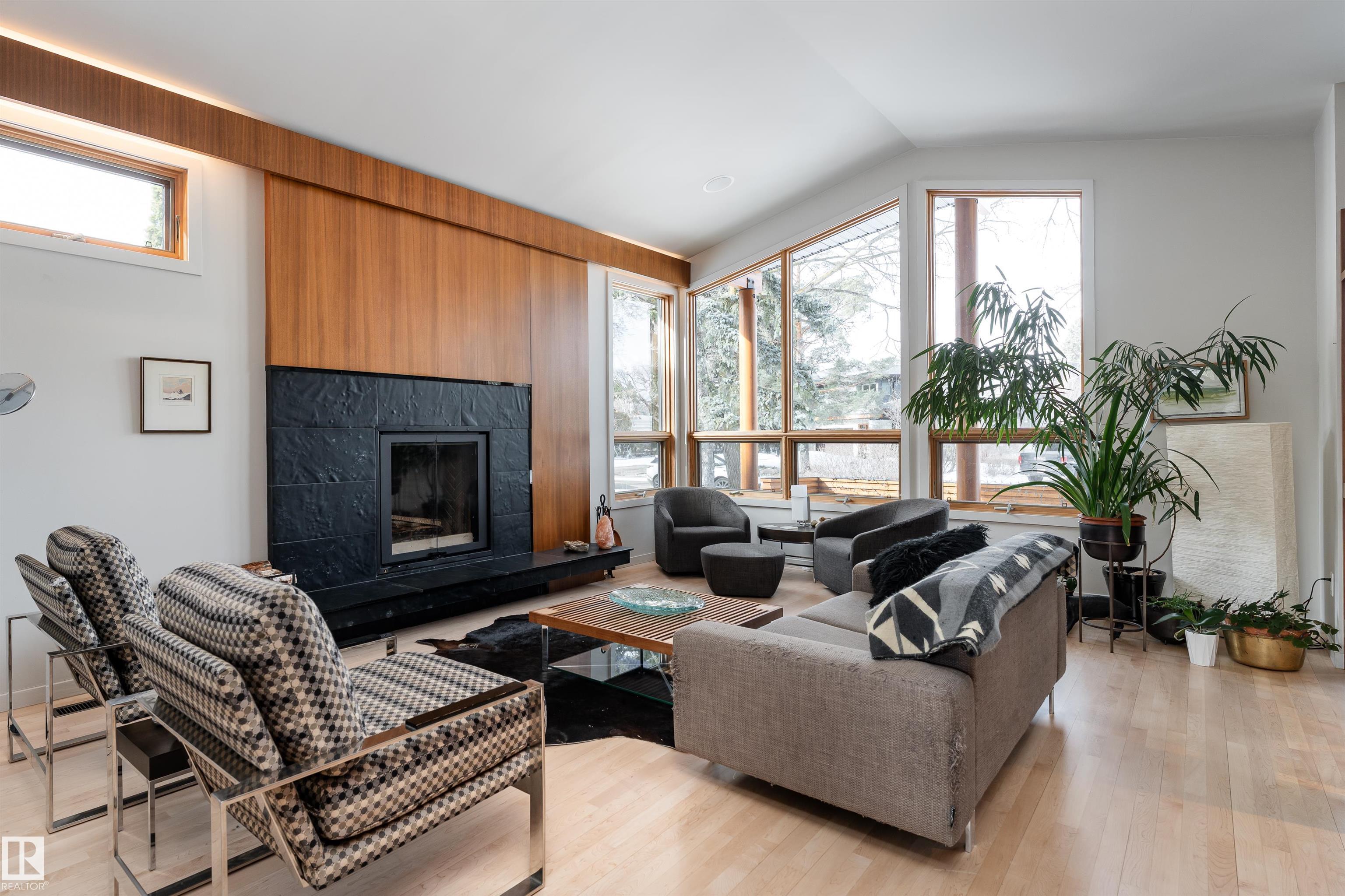 9715 141 Street NW, Crestwood, Edmonton