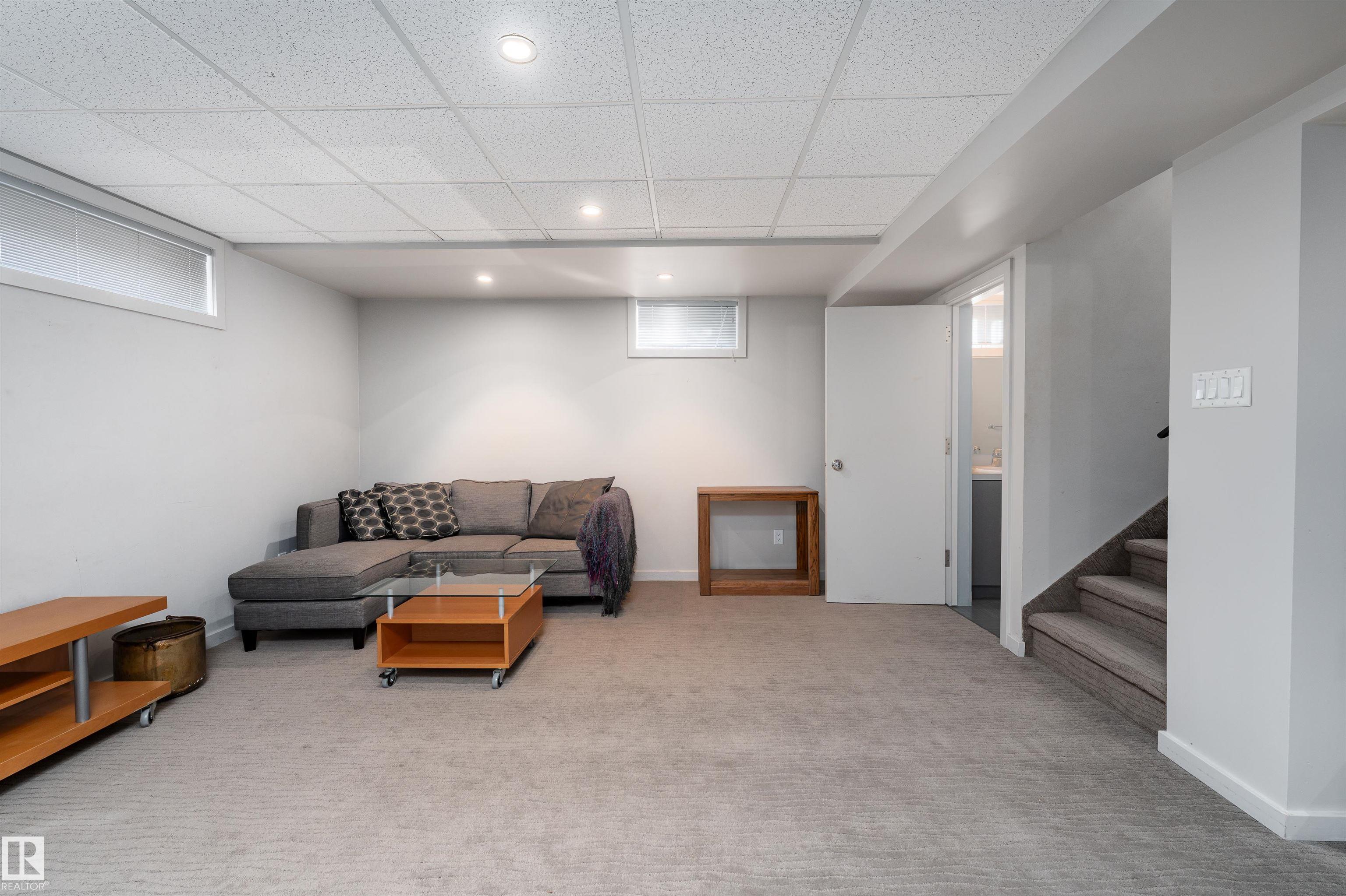 Photo 38 at 9715 141 Street NW, Crestwood, Edmonton