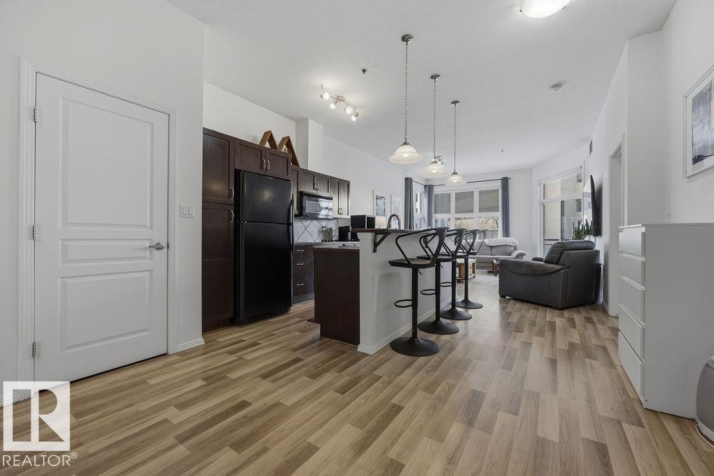 Photo 6 at 401 - 10147 112 Street NW, Wîhkwêntôwin, Edmonton