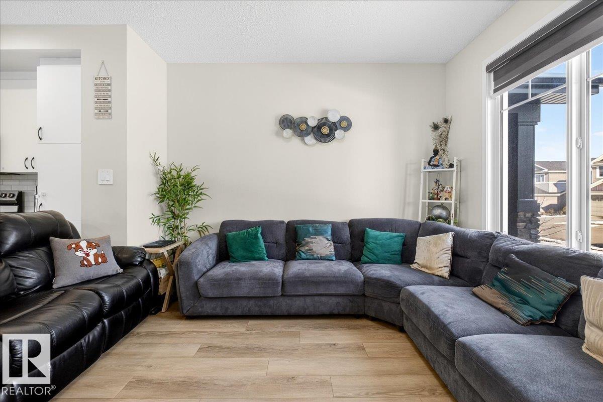 Photo 9 at 5315 22 Avenue SW, Walker, Edmonton