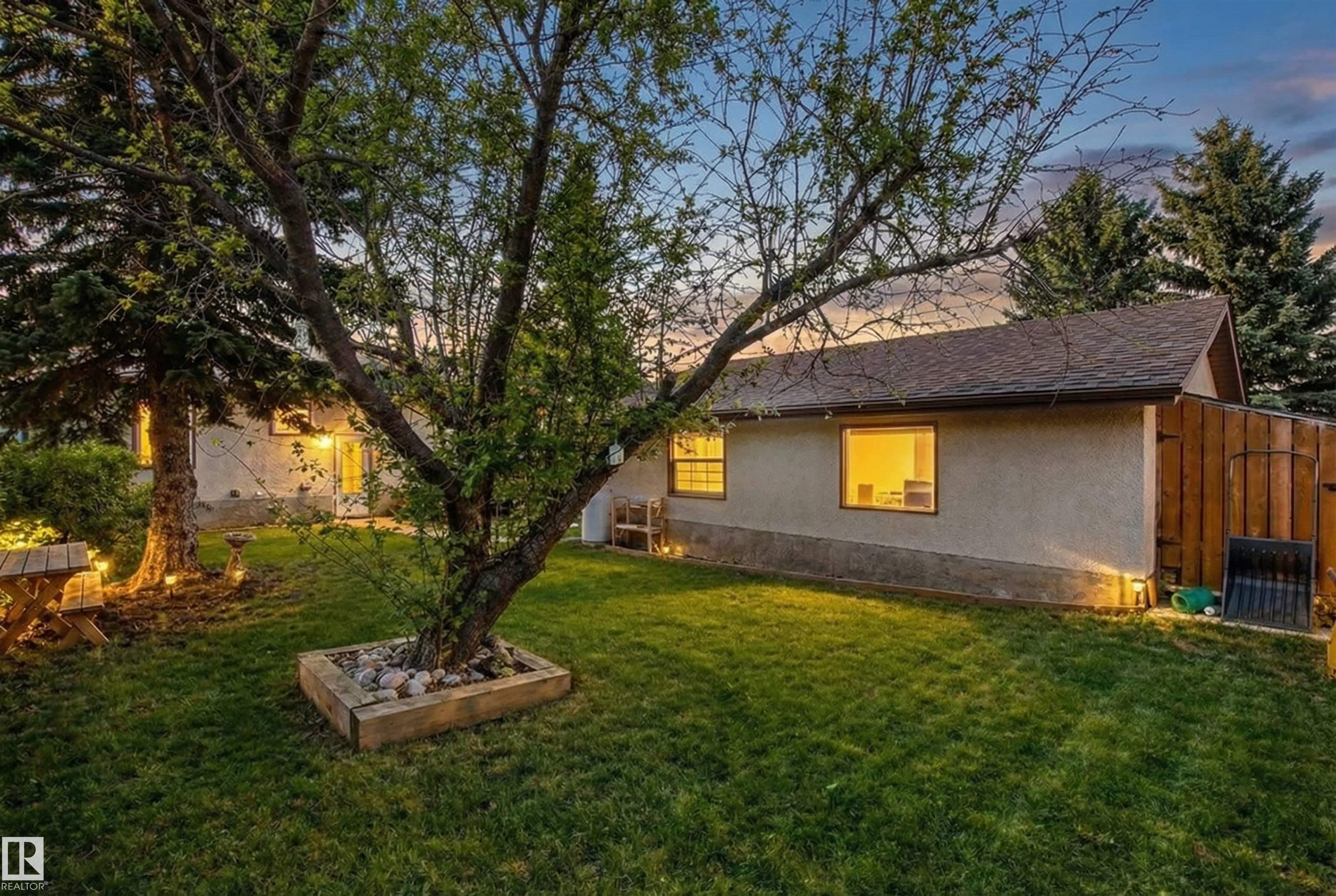 18315 68 Avenue NW, Ormsby Place, Edmonton