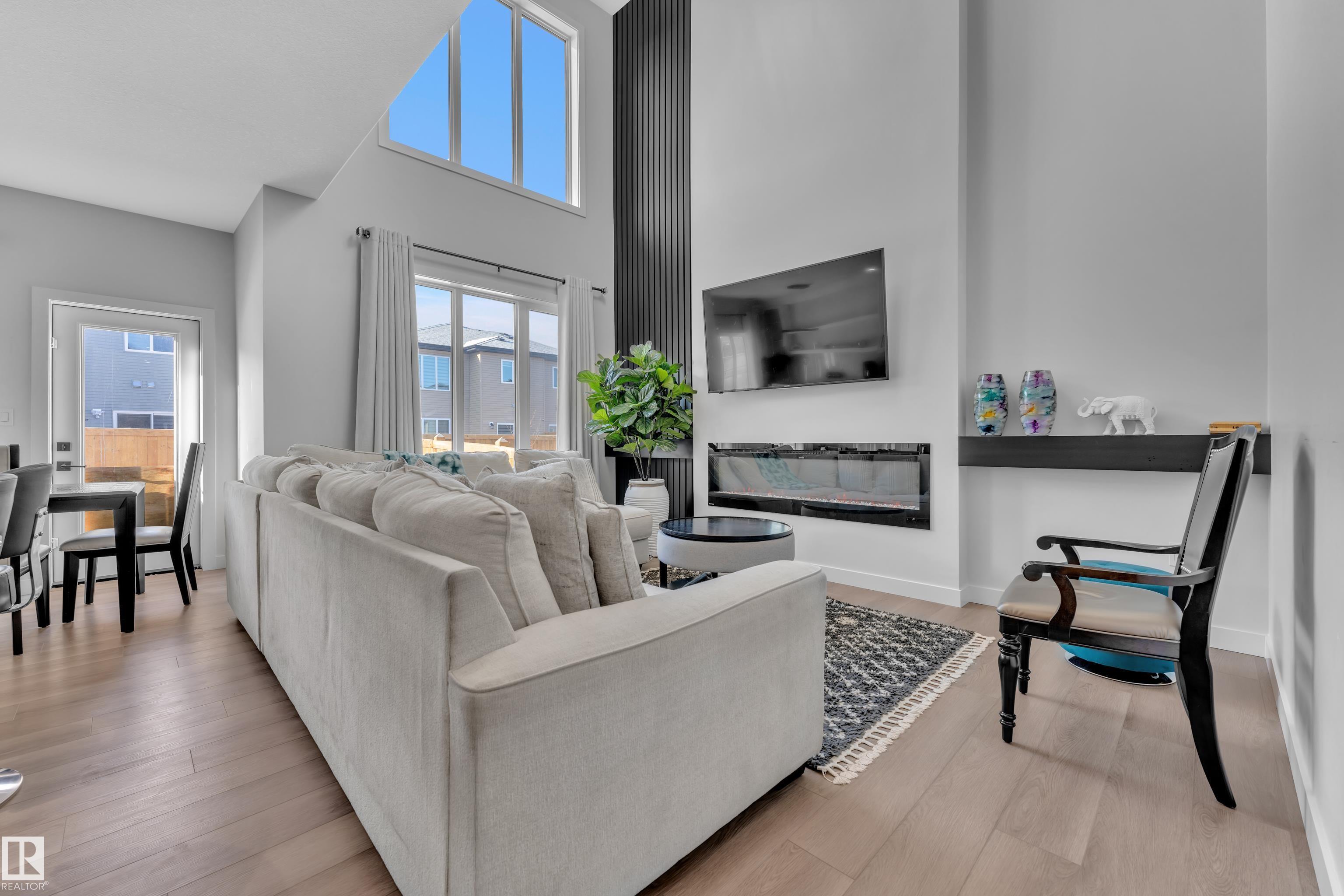 Photo 13 at 3615 42 Avenue, Triomphe Estates, Beaumont