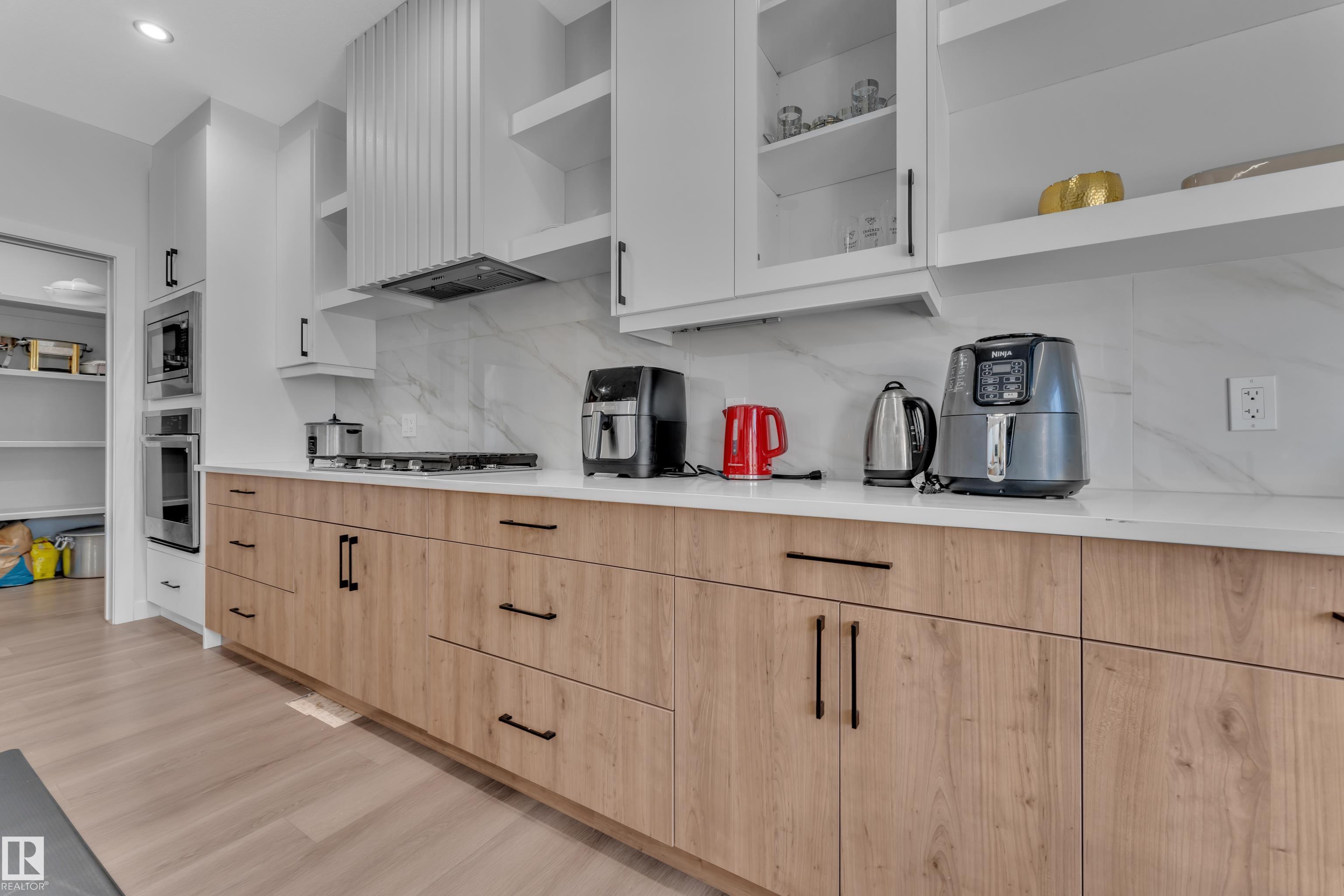 Photo 18 at 3615 42 Avenue, Triomphe Estates, Beaumont